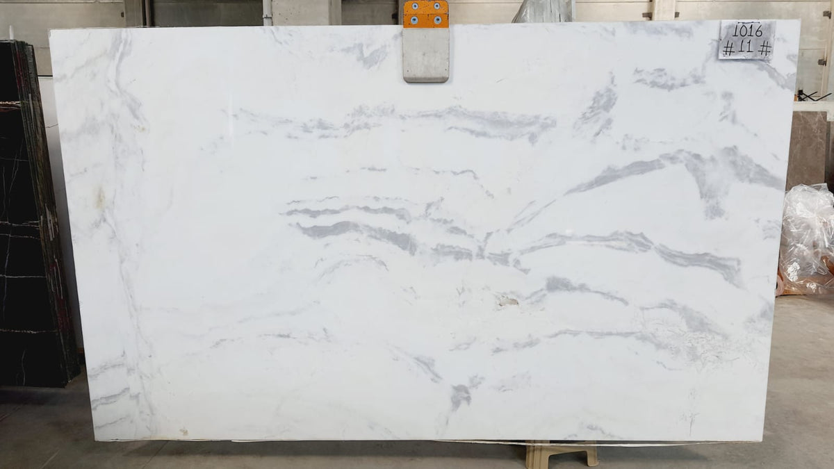 Calacatta Dolomite marble slab