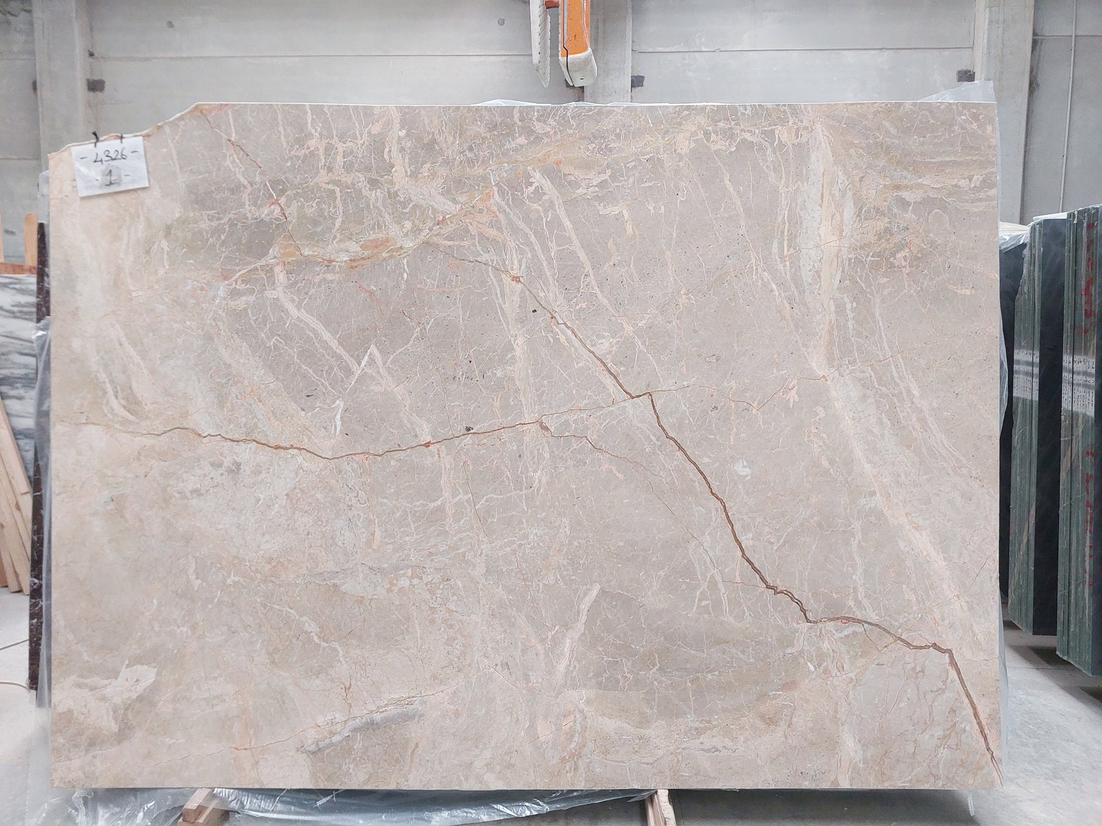 Breccia Beige