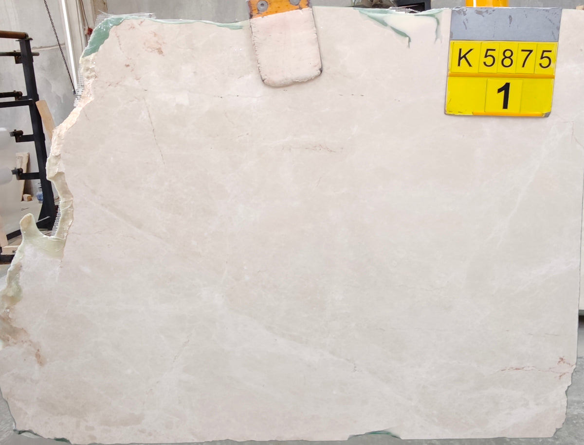 Crema Uno marble slab