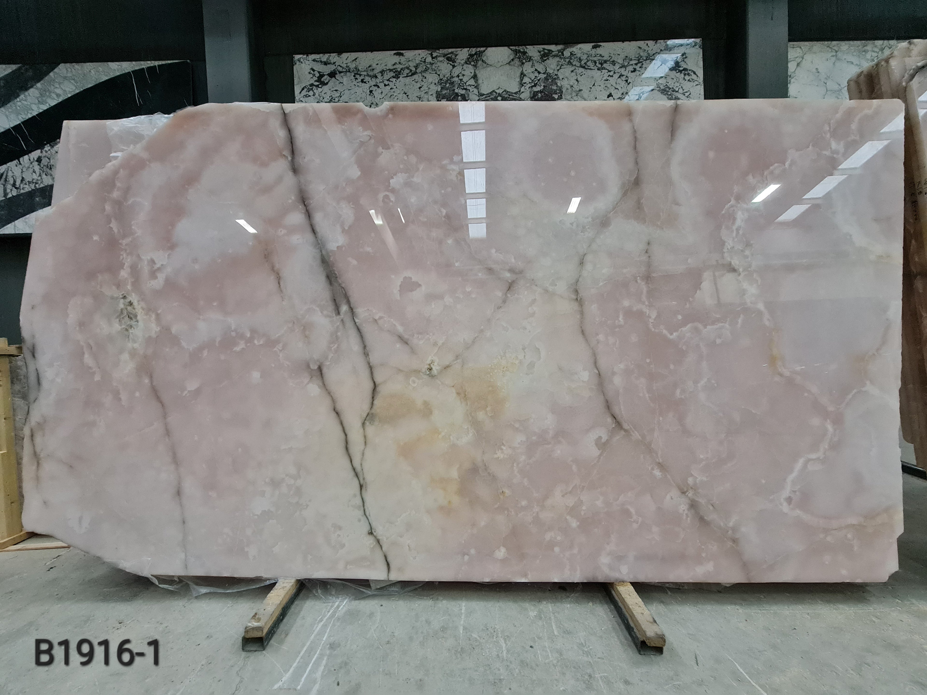 Pink Onyx onyx slab