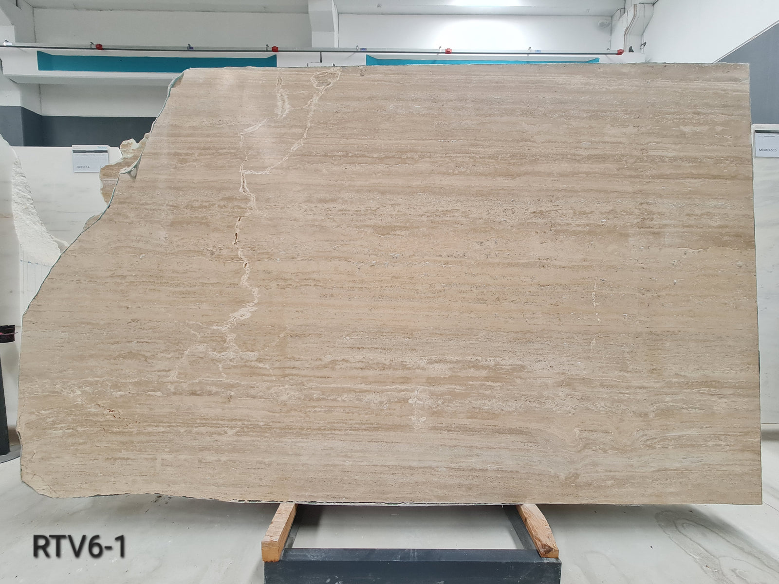 Riva Travertine Veincut