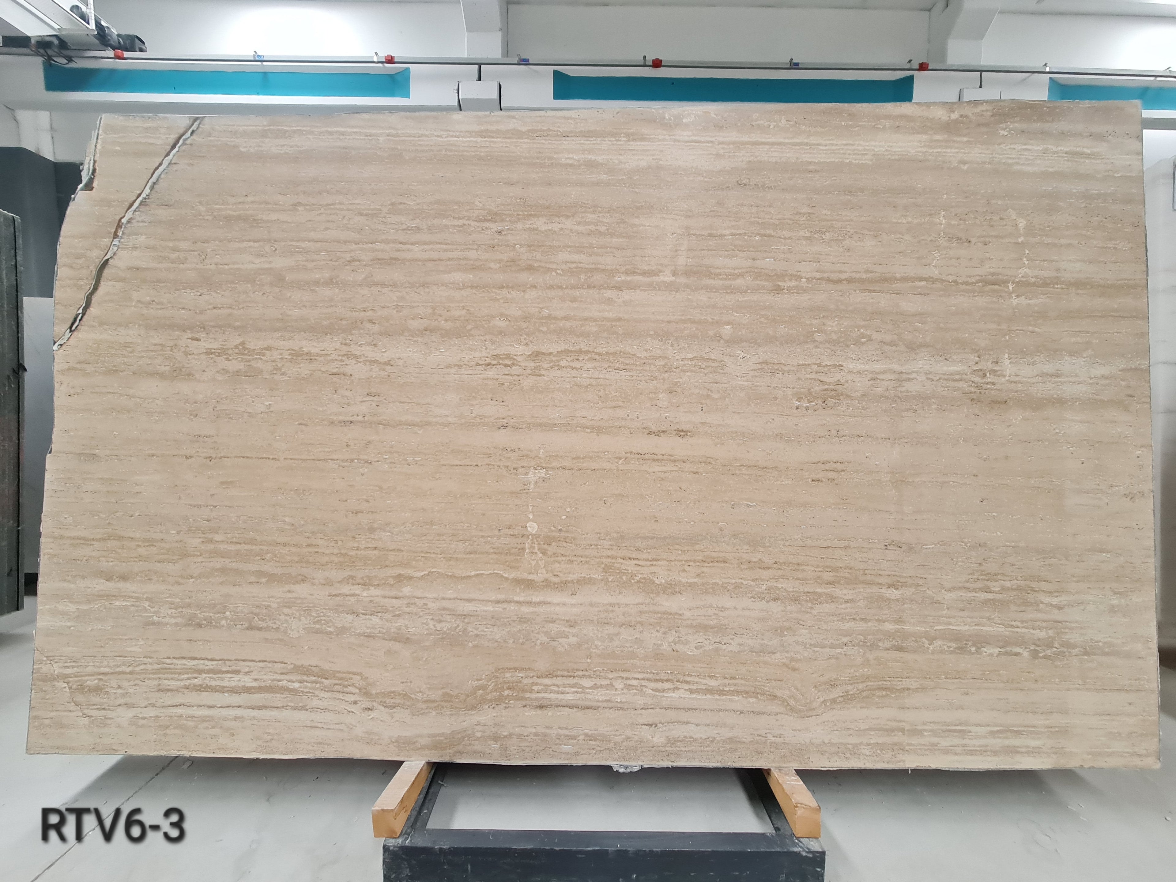 Riva Travertine Veincut