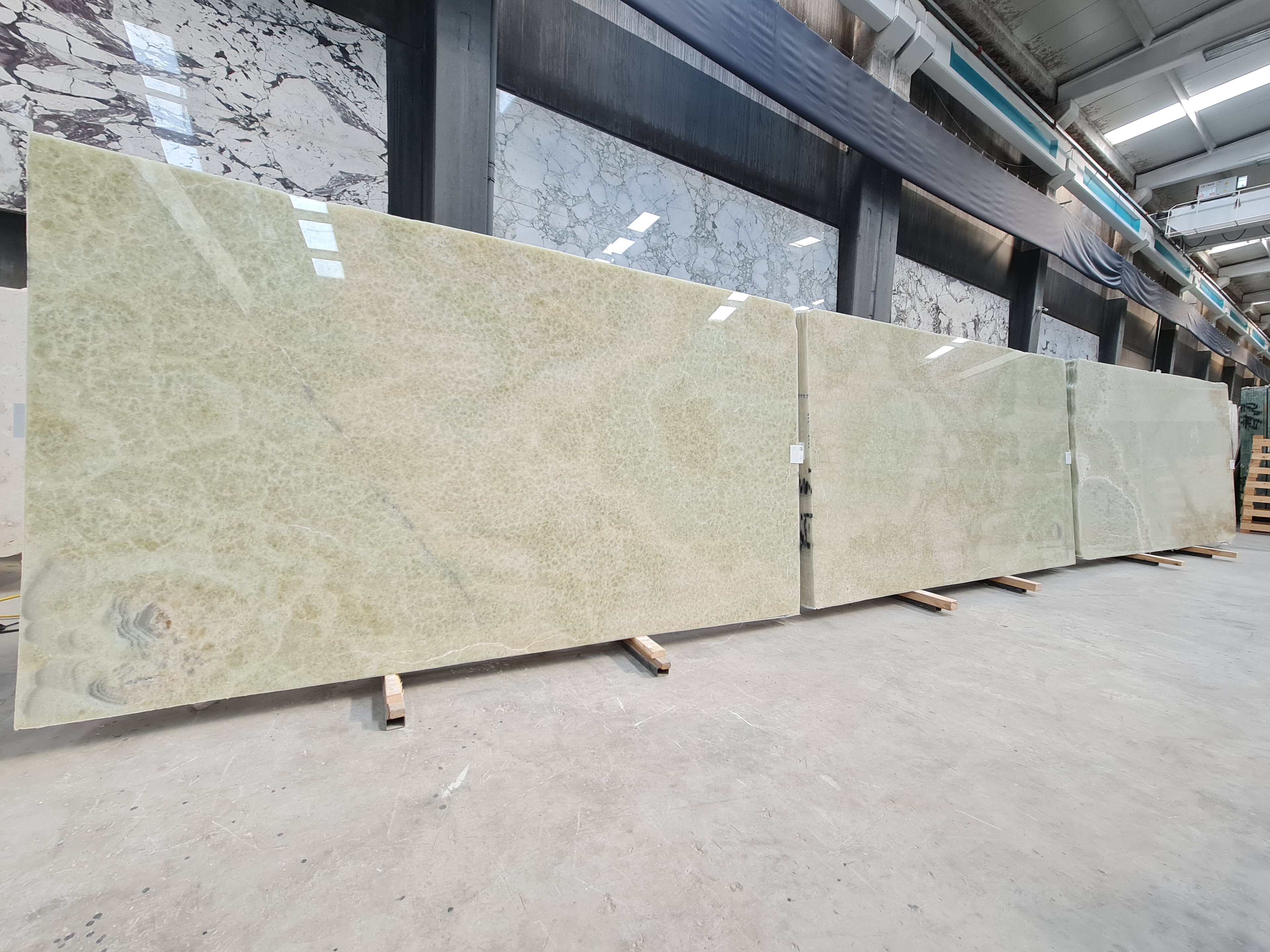 Green Onyx onyx slab