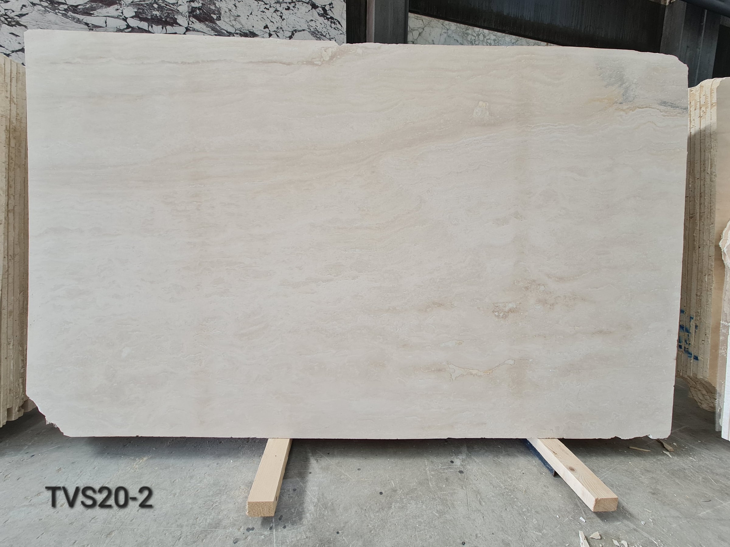 Light Travertine Veincut