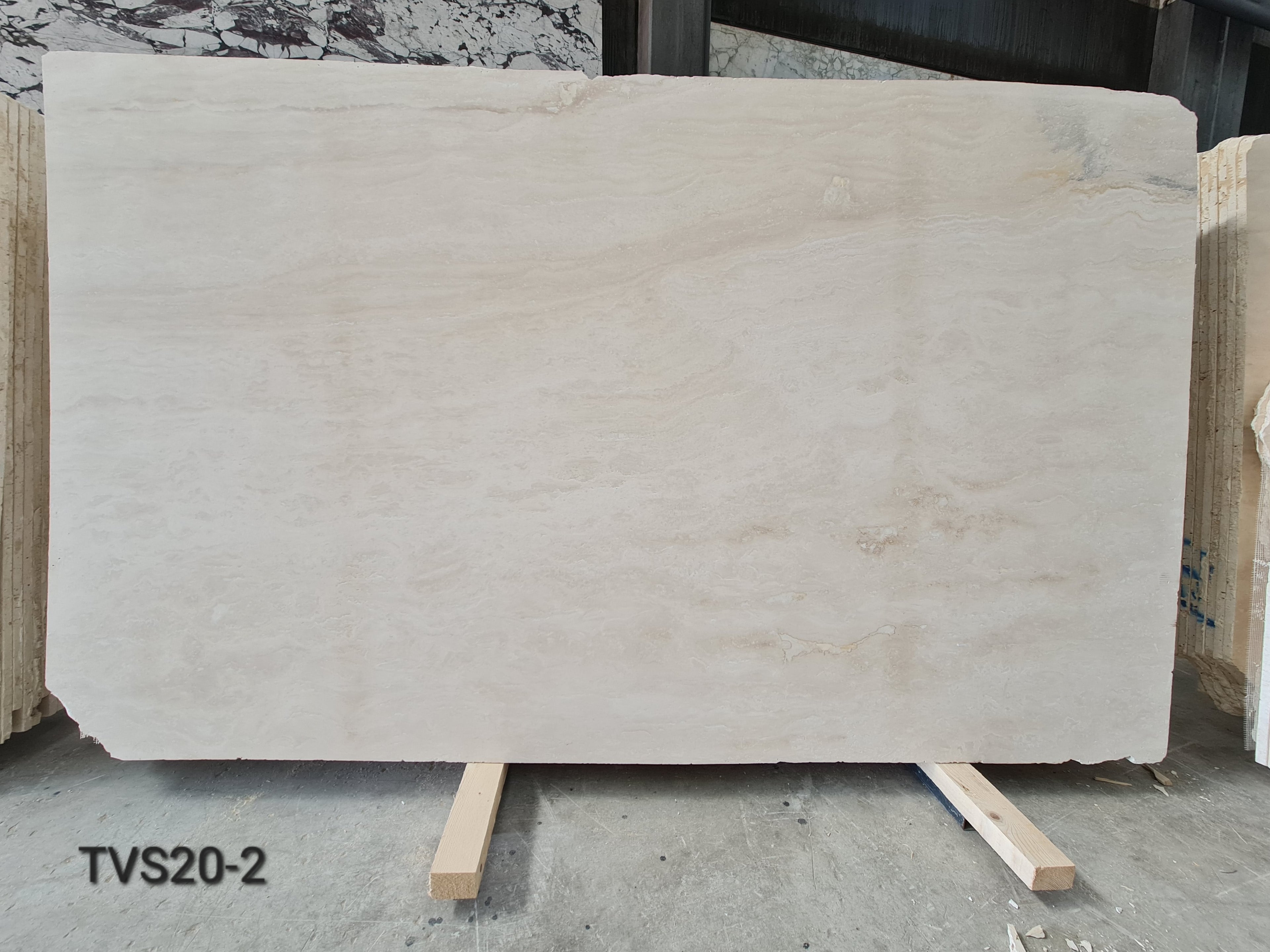 Light Travertine Veincut