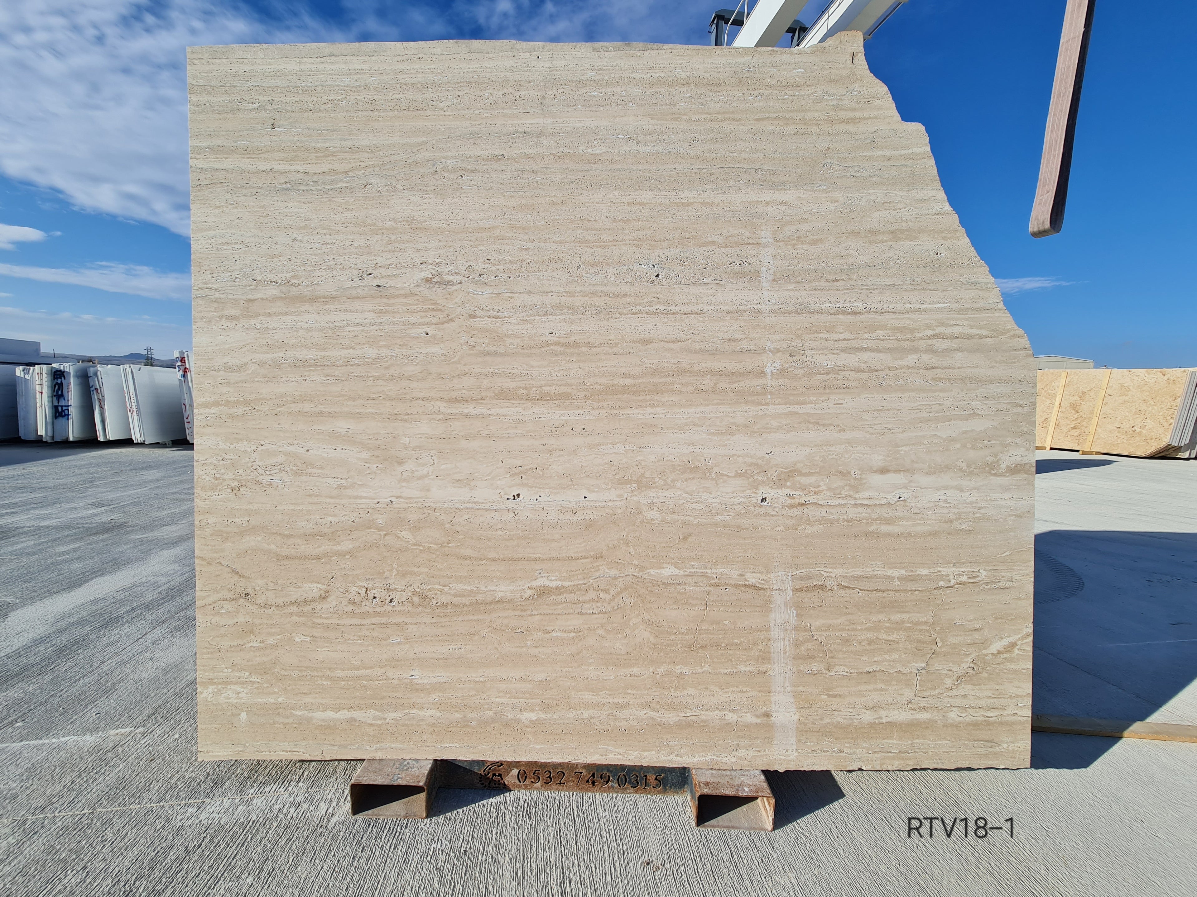 Riva Travertine Veincut