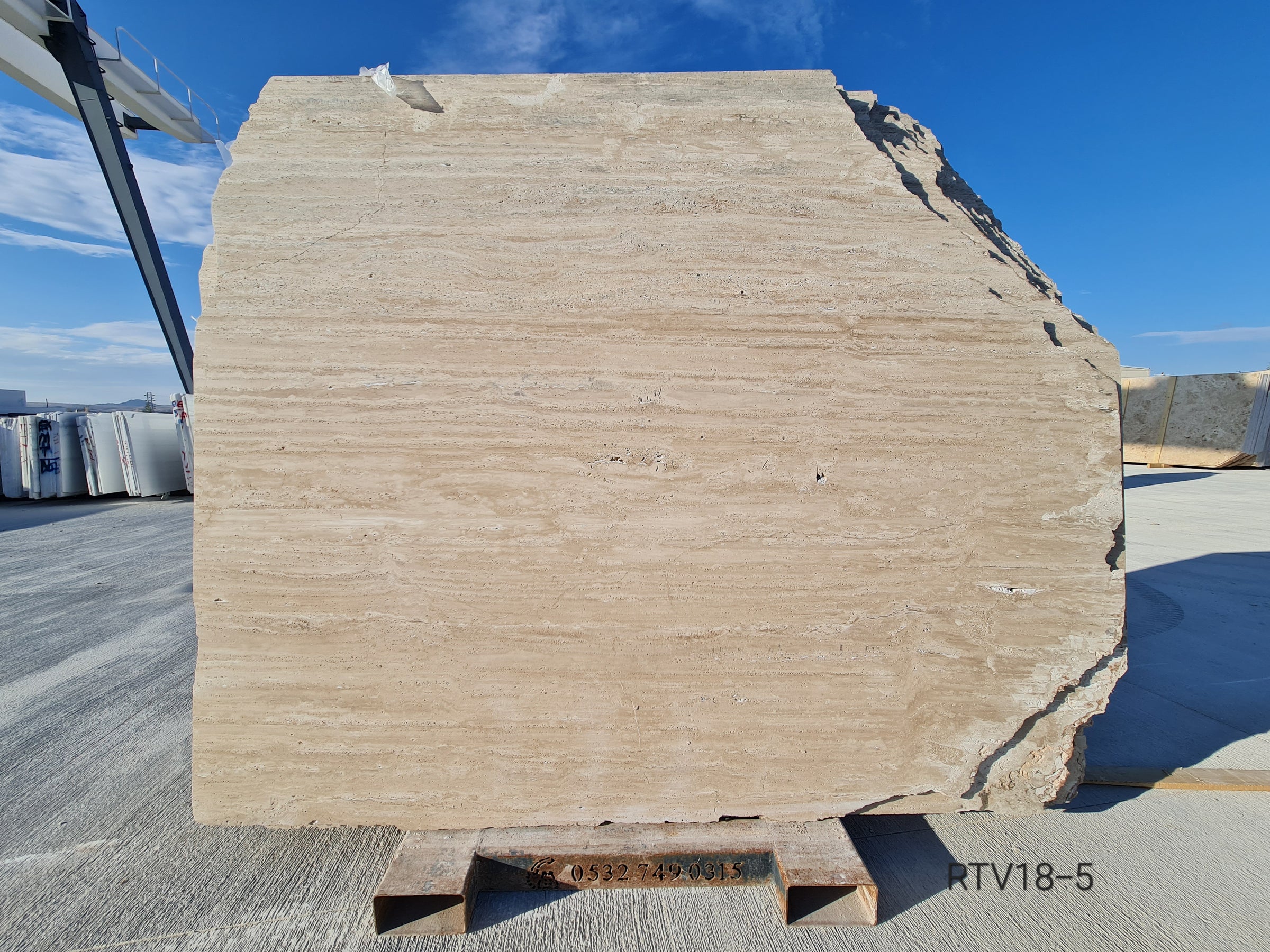 Riva Travertine Veincut