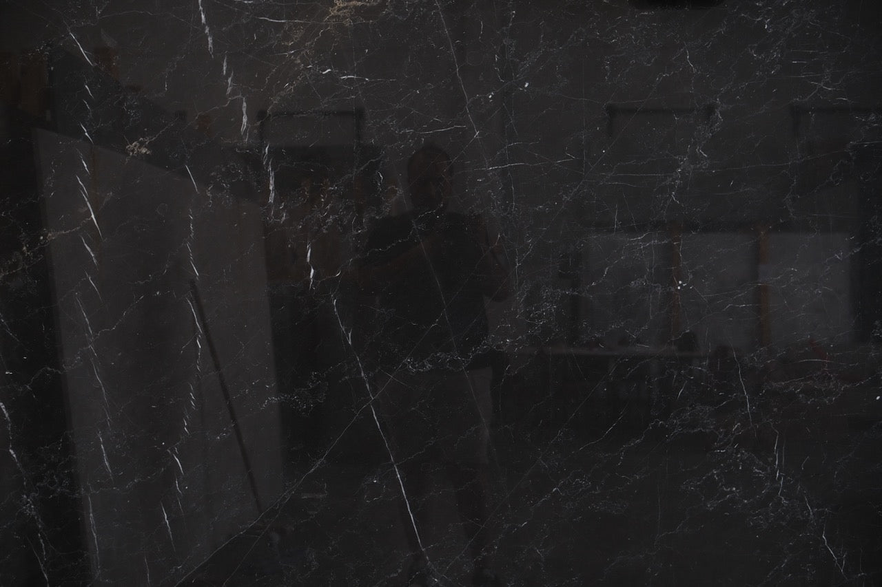 Black Mirror Large Marble Tiles