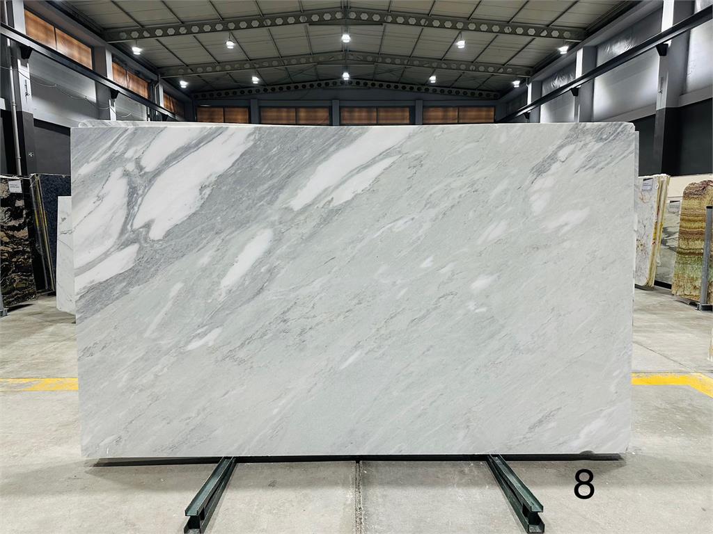 Calacatta Altissimo