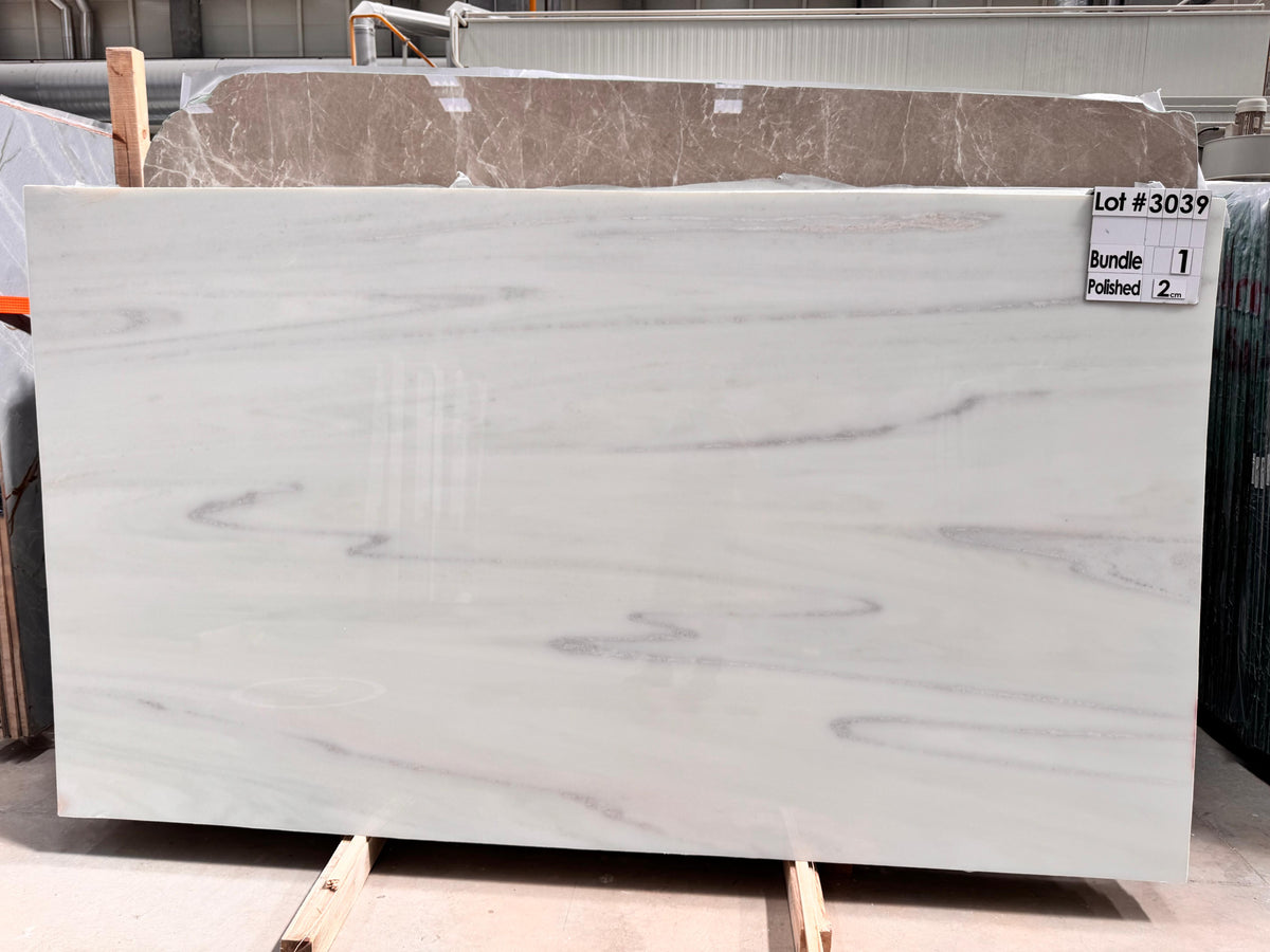 White Rainbow Marble Slabs — 3039 · Bundle 1 · View 1
