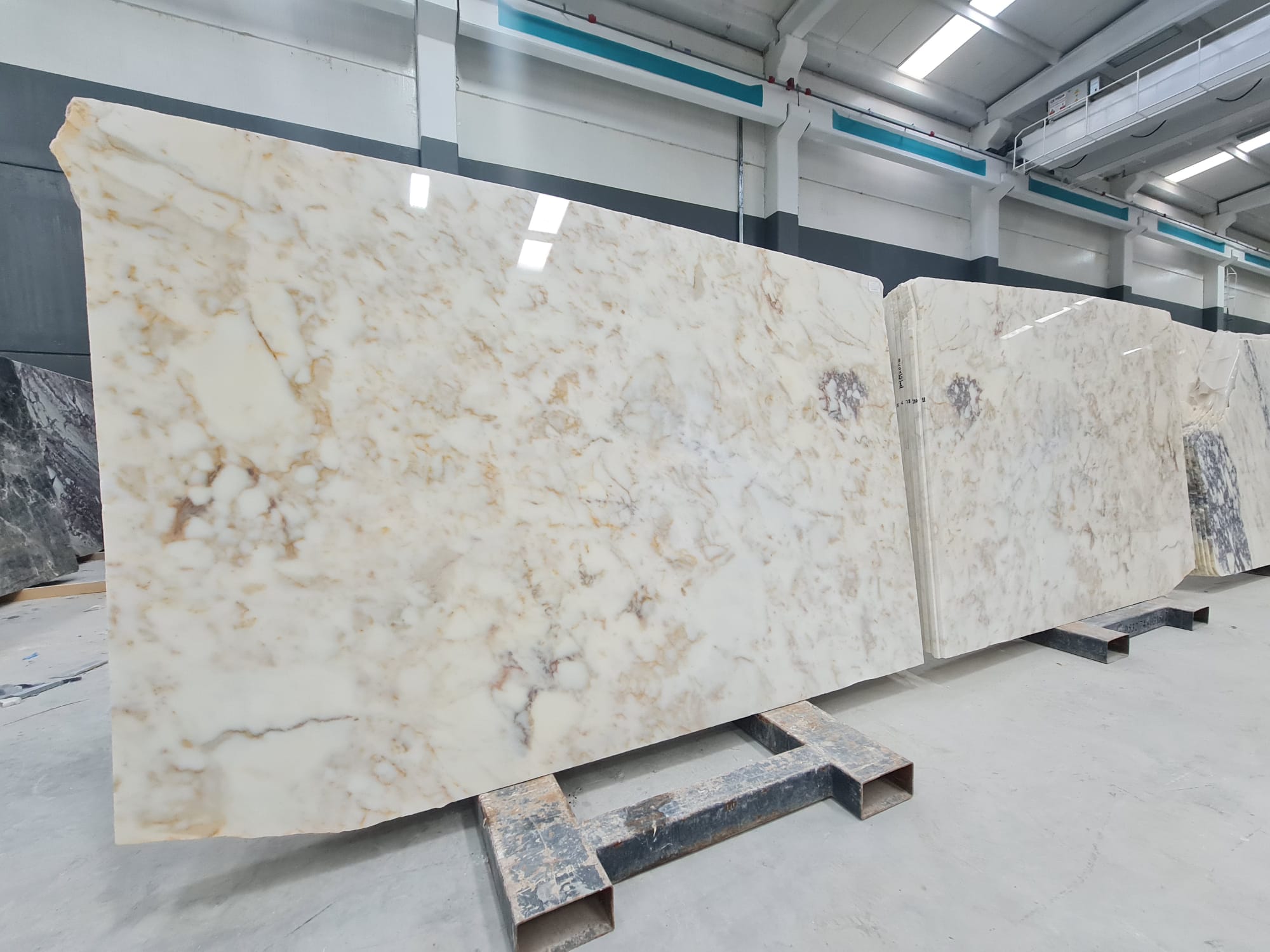 Afyon Sugar Polished Marble Slabs - Emperor Marble