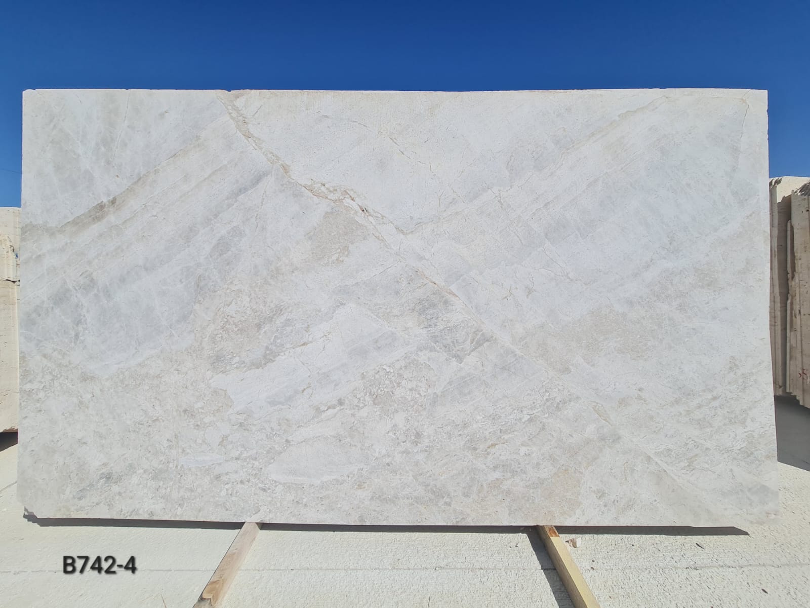 Beige Polished Marble Slabs - Emperor Marble