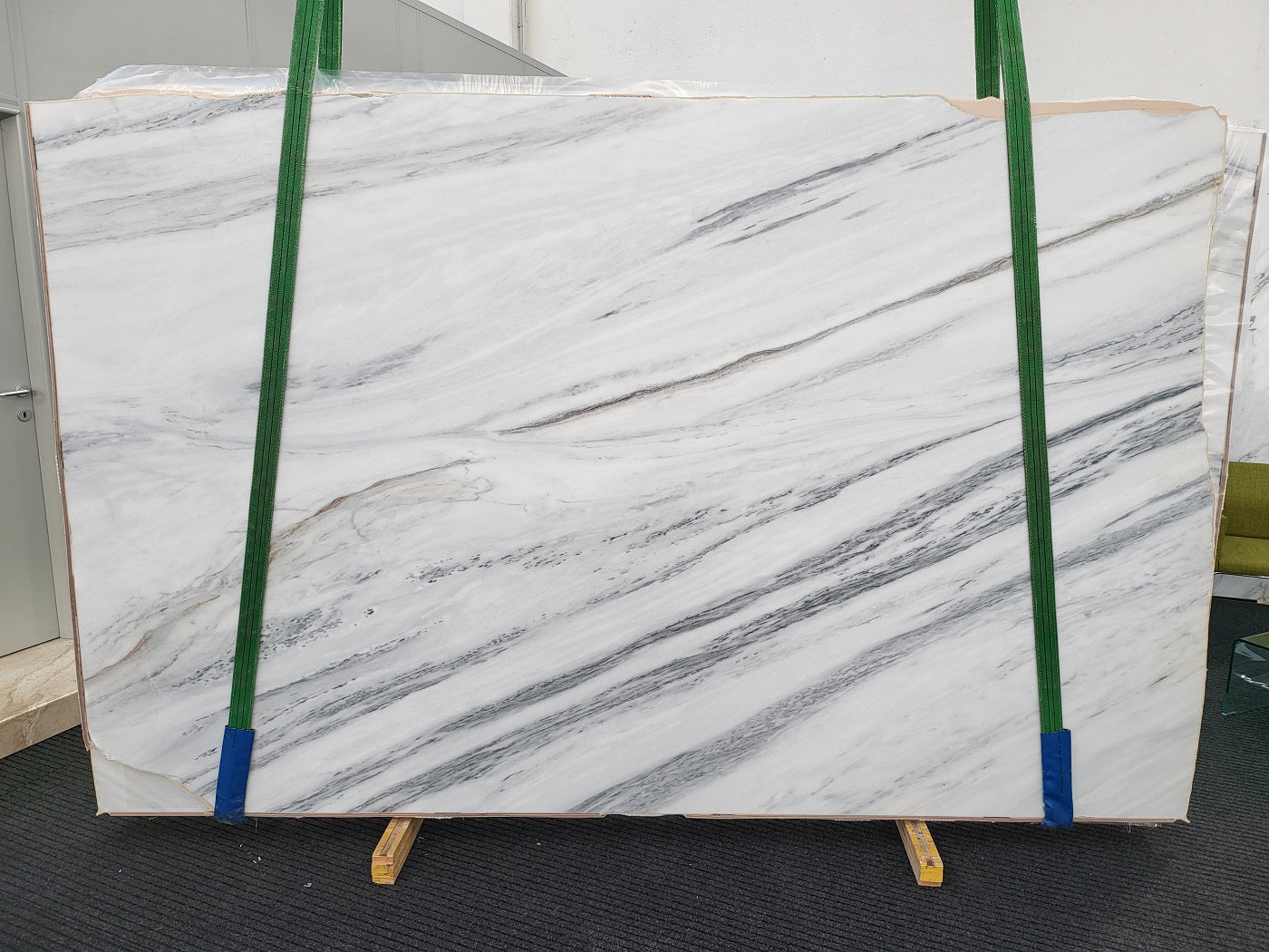 Bianco Lasa Venato - Emperor Marble