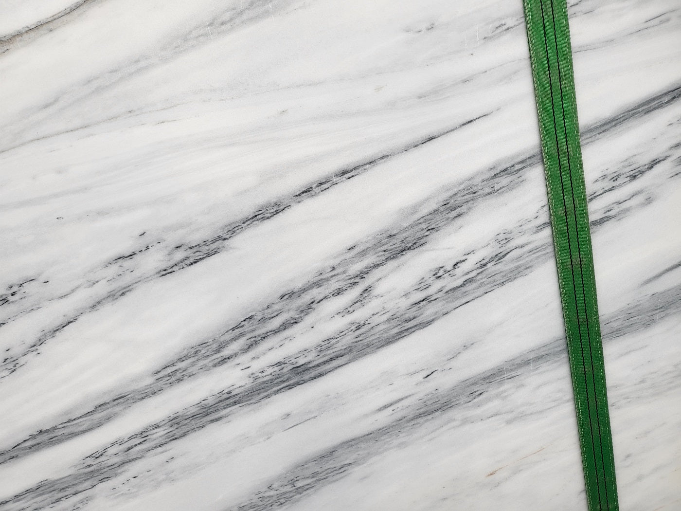 Bianco Lasa Venato - Emperor Marble