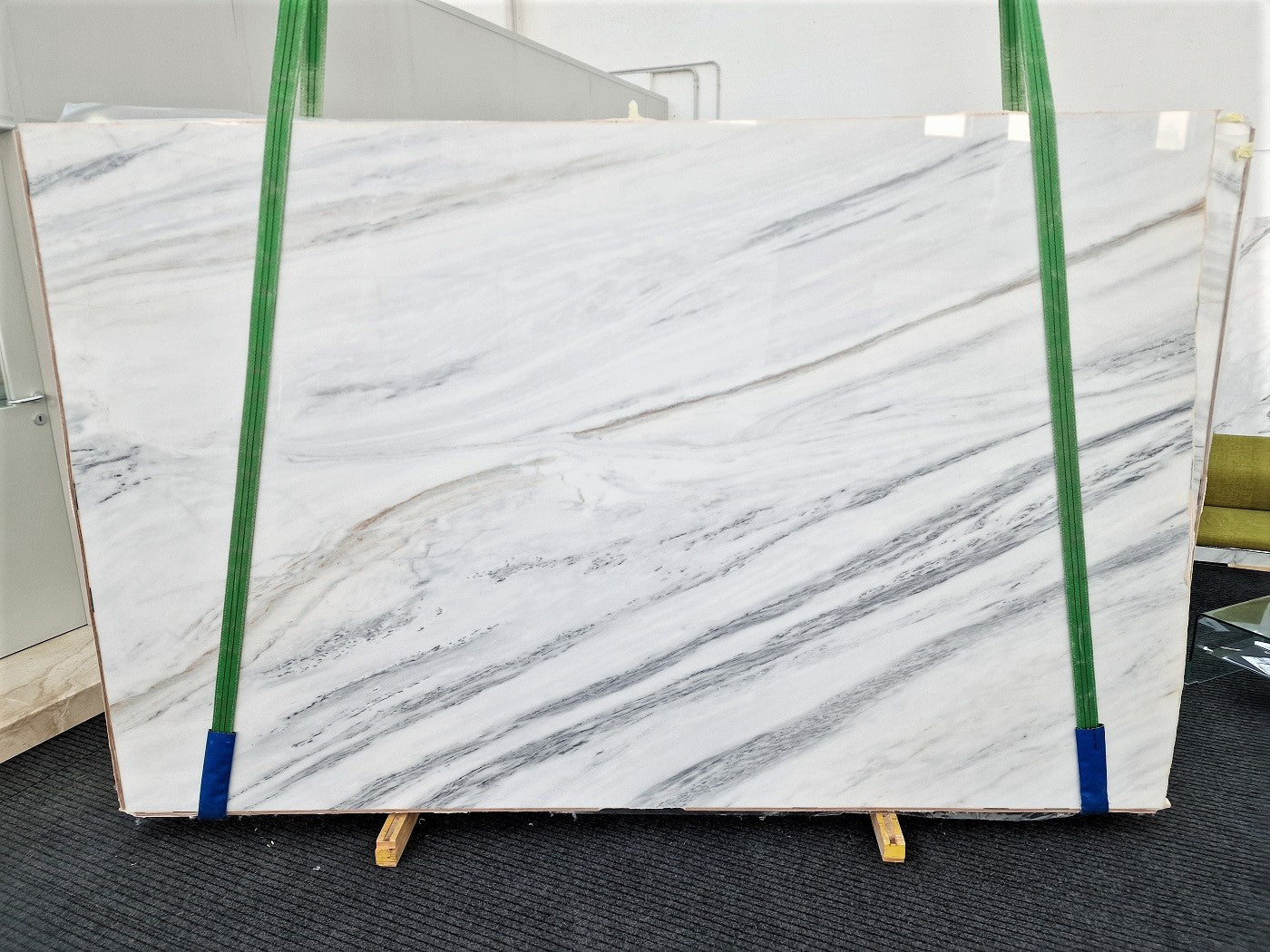 Bianco Lasa Venato - Emperor Marble