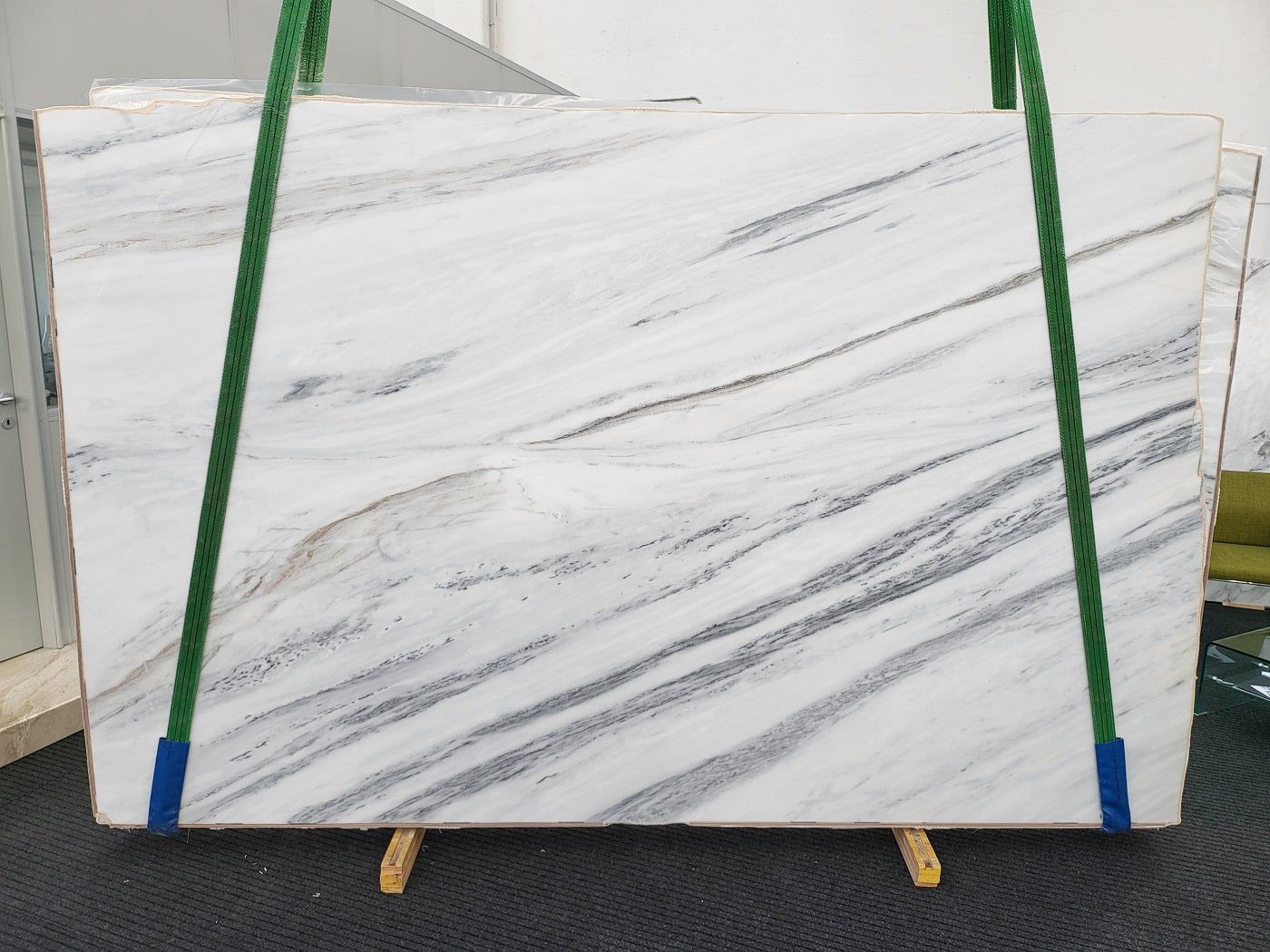 Bianco Lasa Venato - Emperor Marble