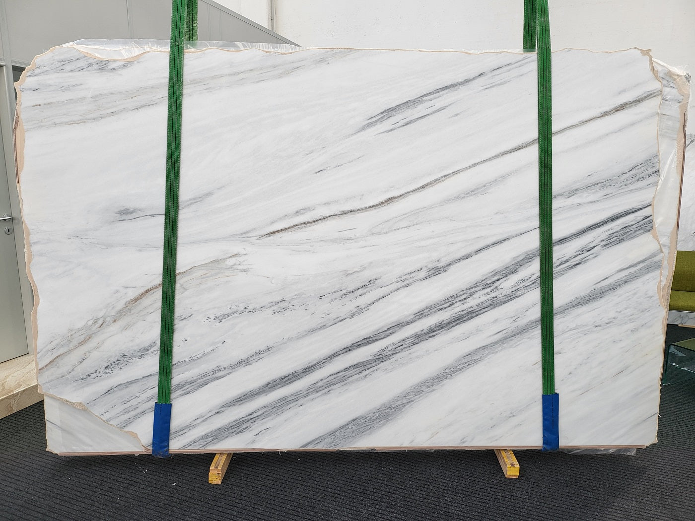 Bianco Lasa Venato - Emperor Marble