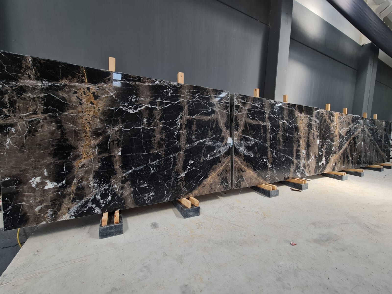 Bruno Perla Polished Marble Slabs - Emperor Marble