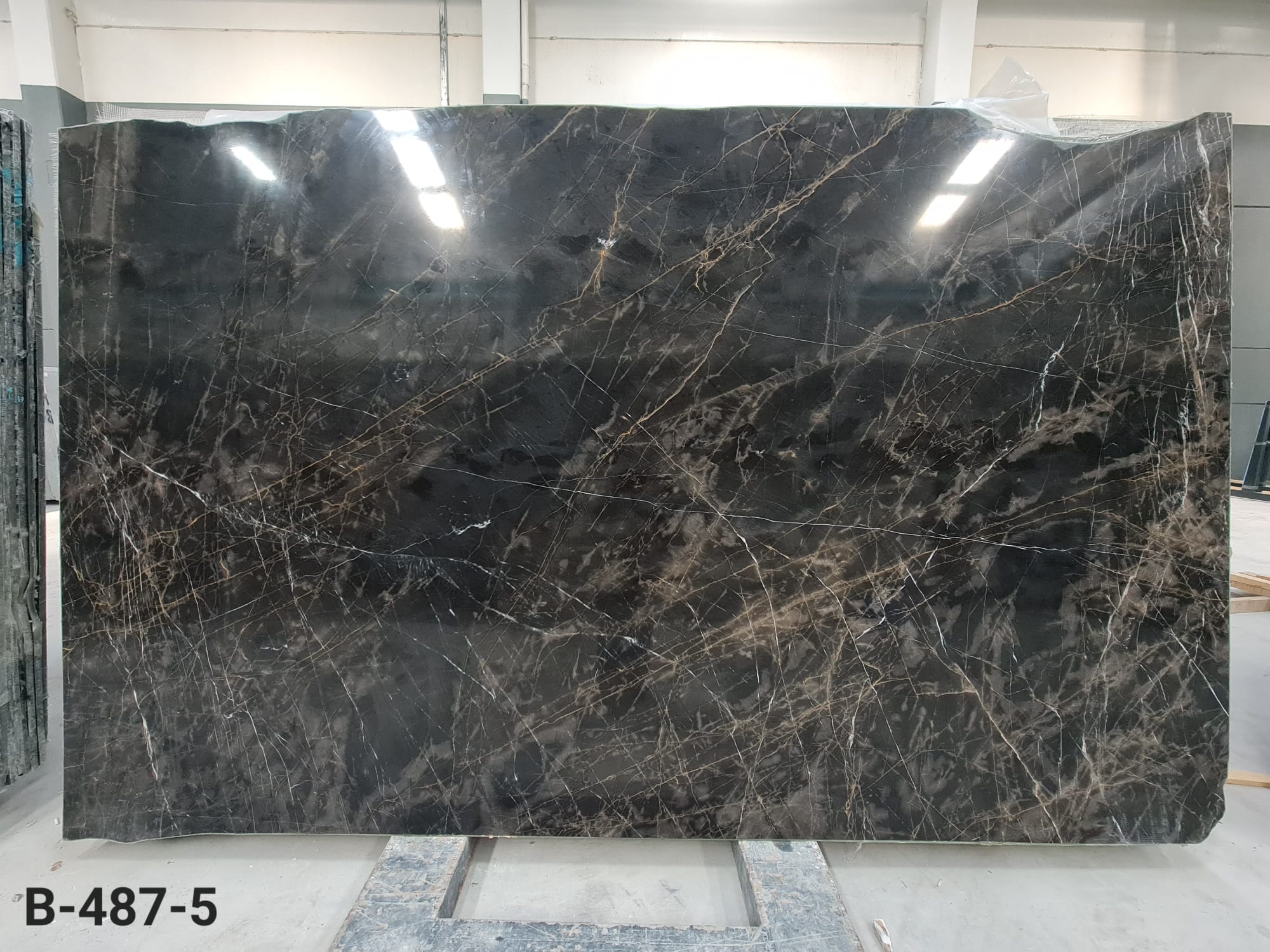 Bruno Perla Polished Marble Slabs - Emperor Marble