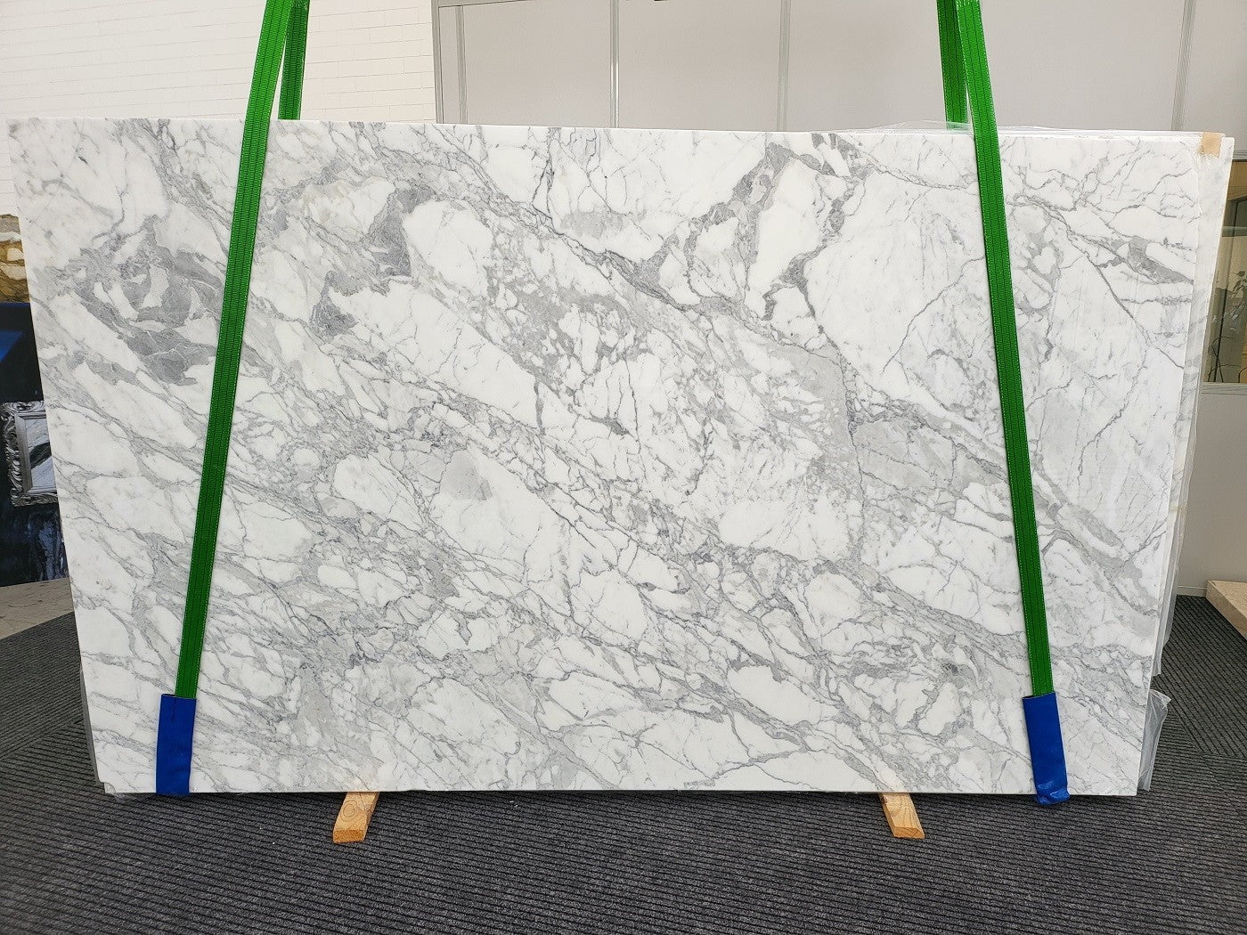 Calacatta Belgia - Emperor Marble