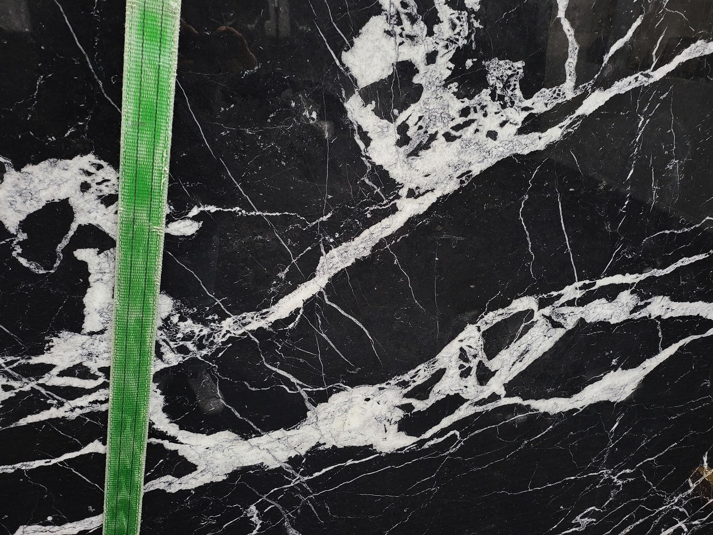 Calacatta Black - Emperor Marble