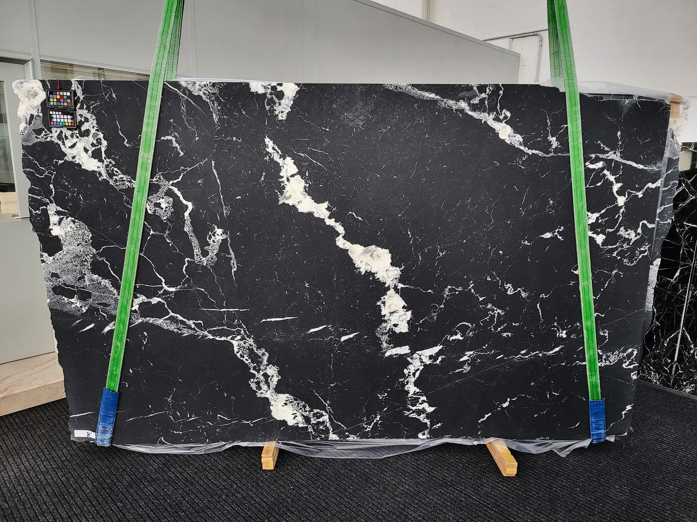 Calacatta Black - Emperor Marble