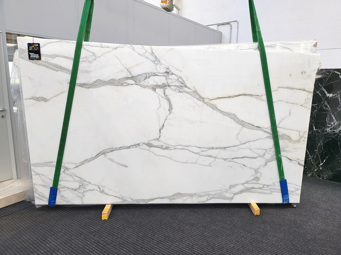 Calacatta Borghini Extra - Emperor Marble