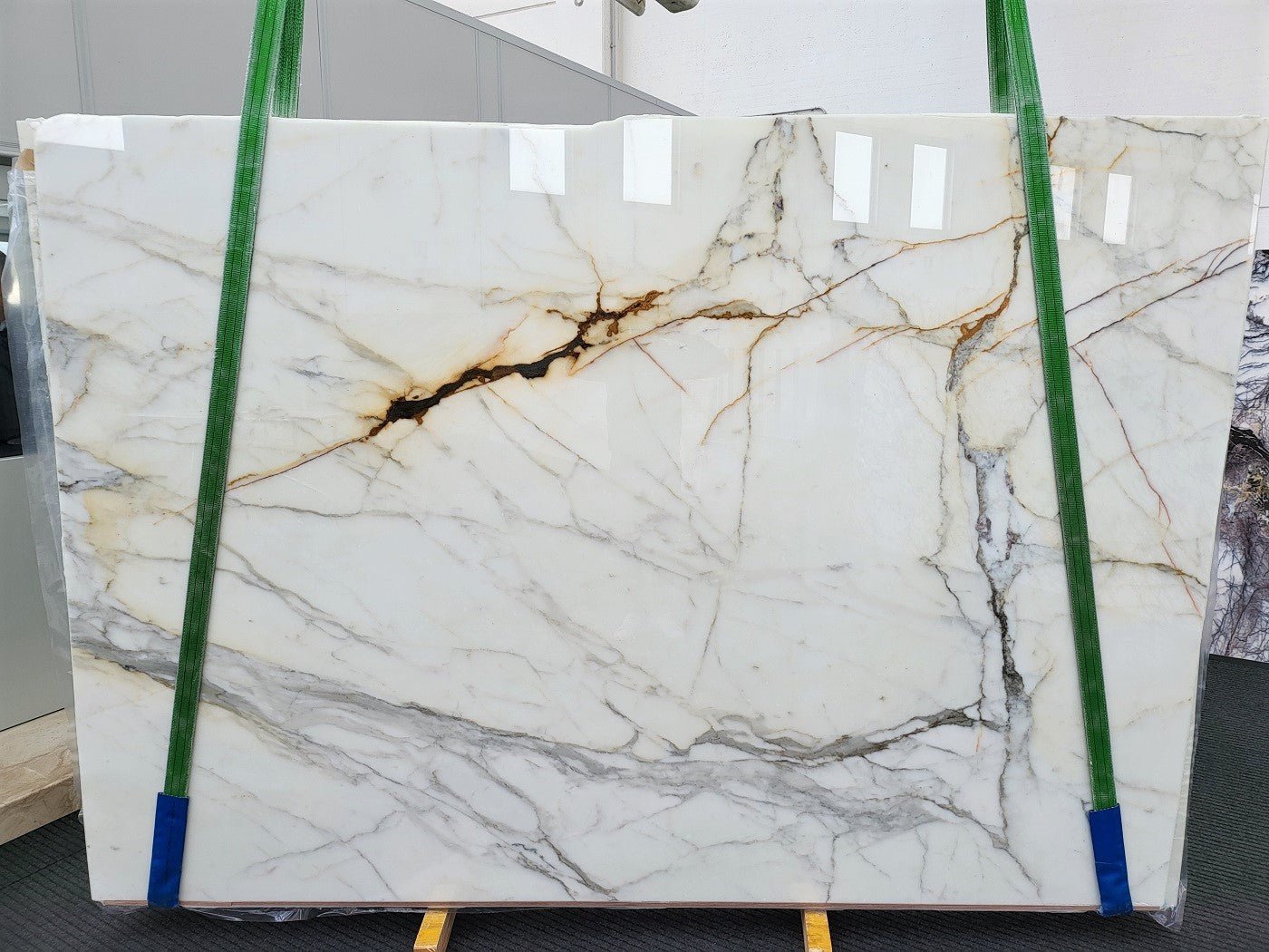 Calacatta Gold - Emperor Marble