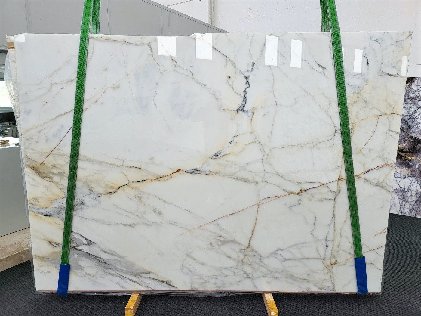 Calacatta Gold - Emperor Marble