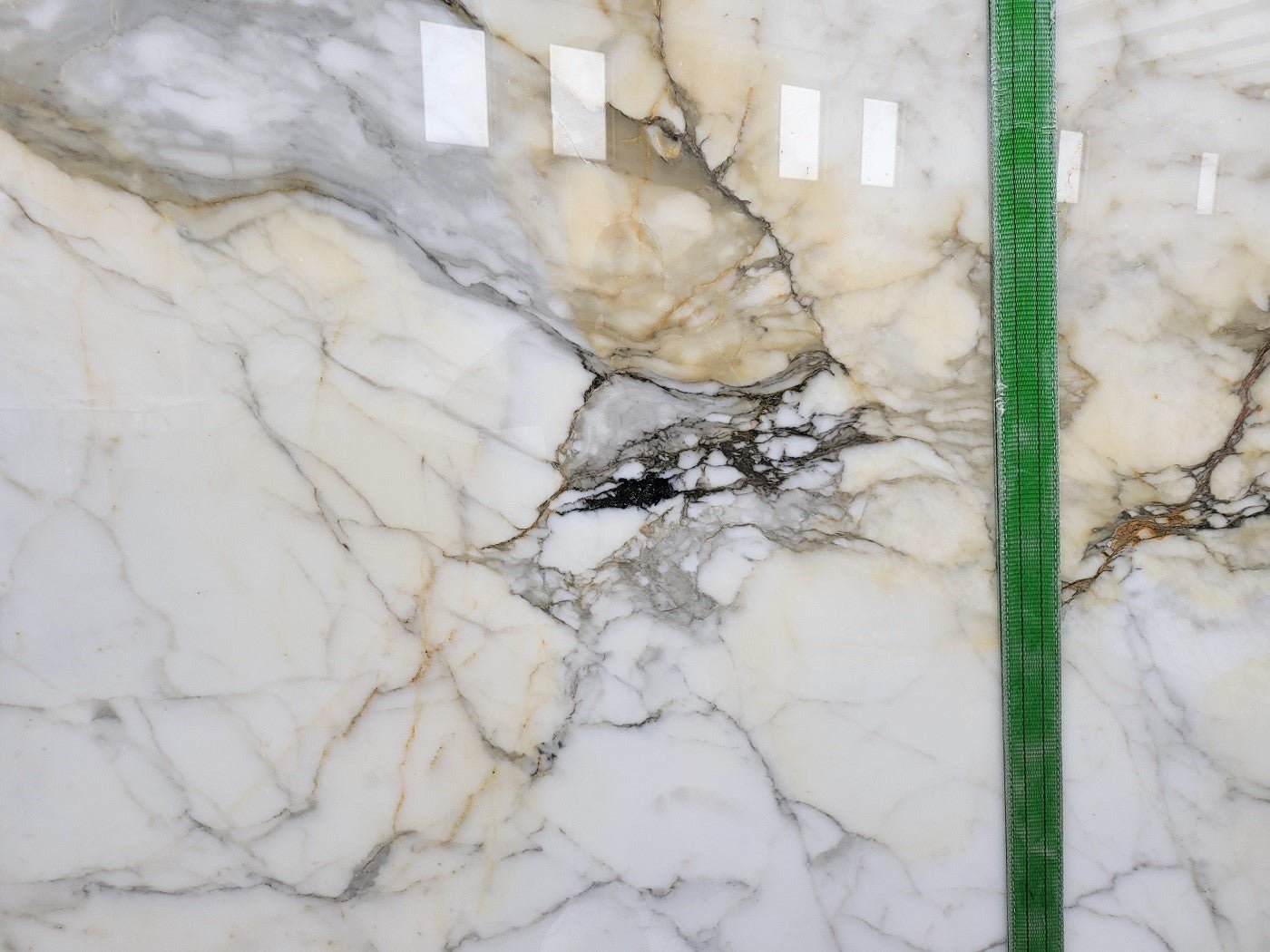 Calacatta Gold - Emperor Marble