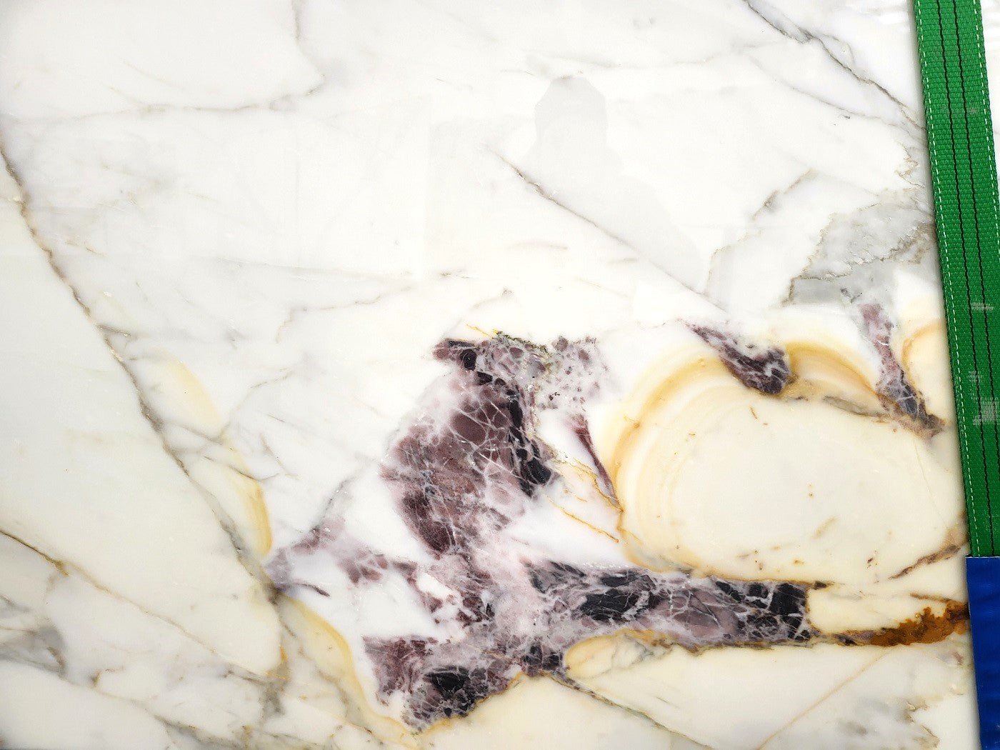 Calacatta Gold - Emperor Marble