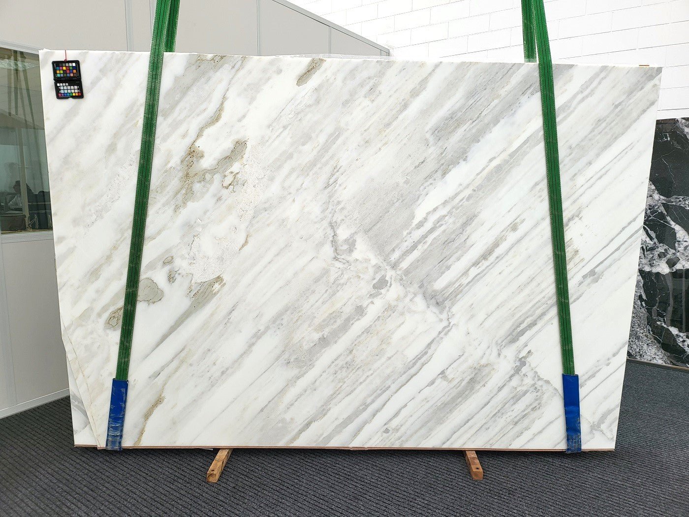 Calacatta Luccicoso - Emperor Marble