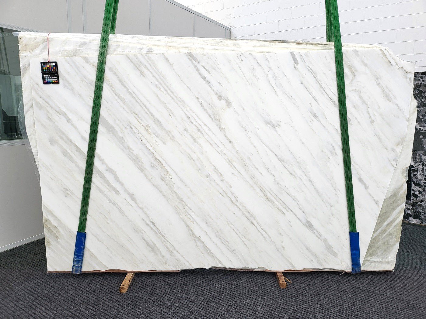 Calacatta Luccicoso - Emperor Marble