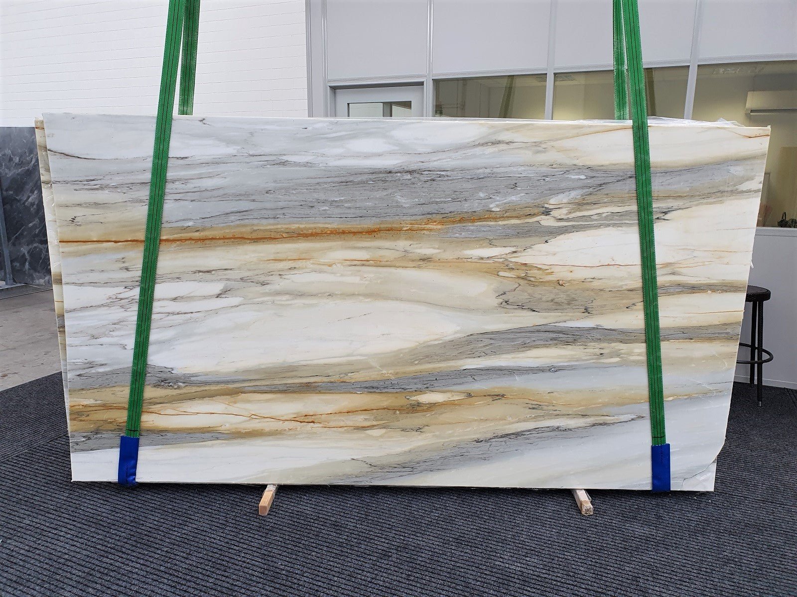 Calacatta Majestic - Emperor Marble