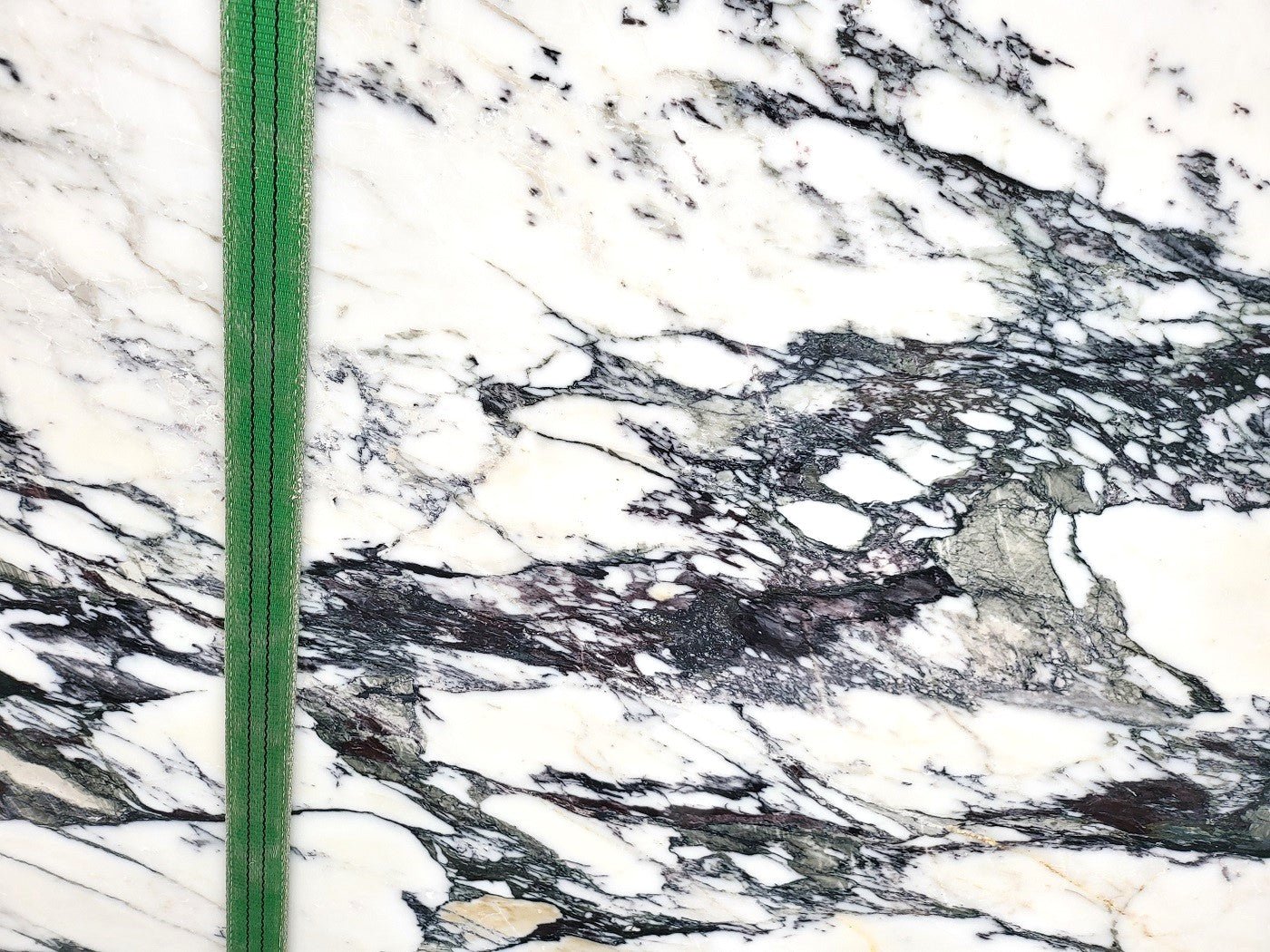 Calacatta Paonazzo - Emperor Marble