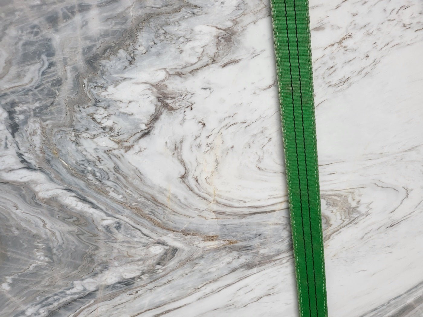 Calacatta Wave - Emperor Marble