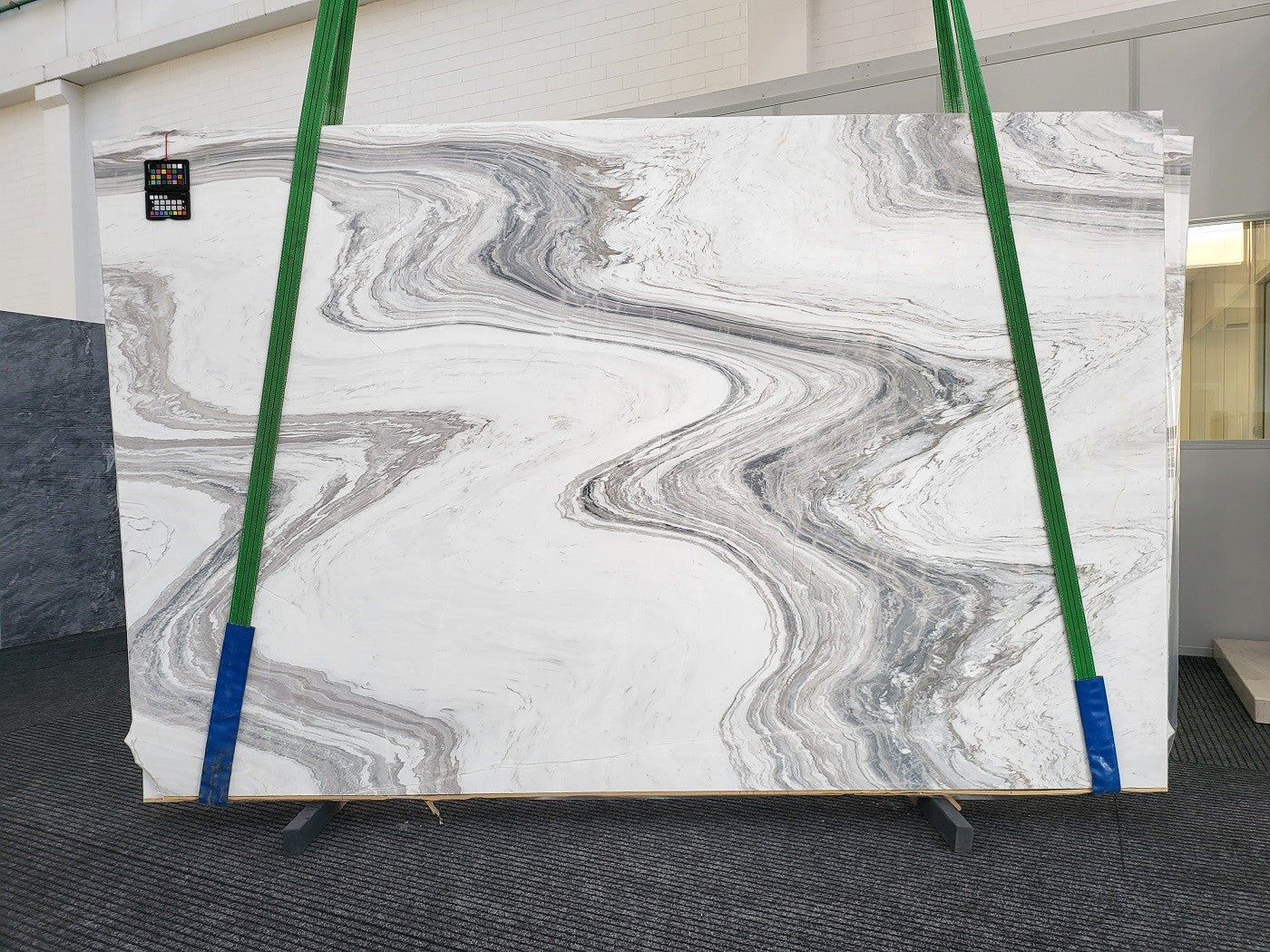 Calacatta Wave - Emperor Marble