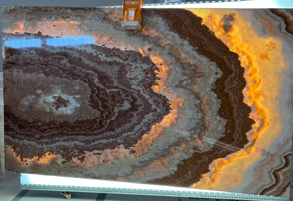Carpet Onyx Slabs - S(125) - Emperor Marble