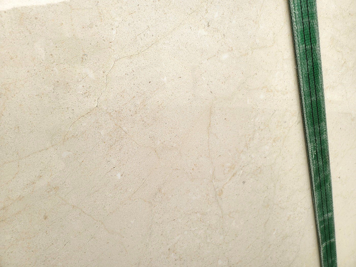 Crema Marfil - Emperor Marble