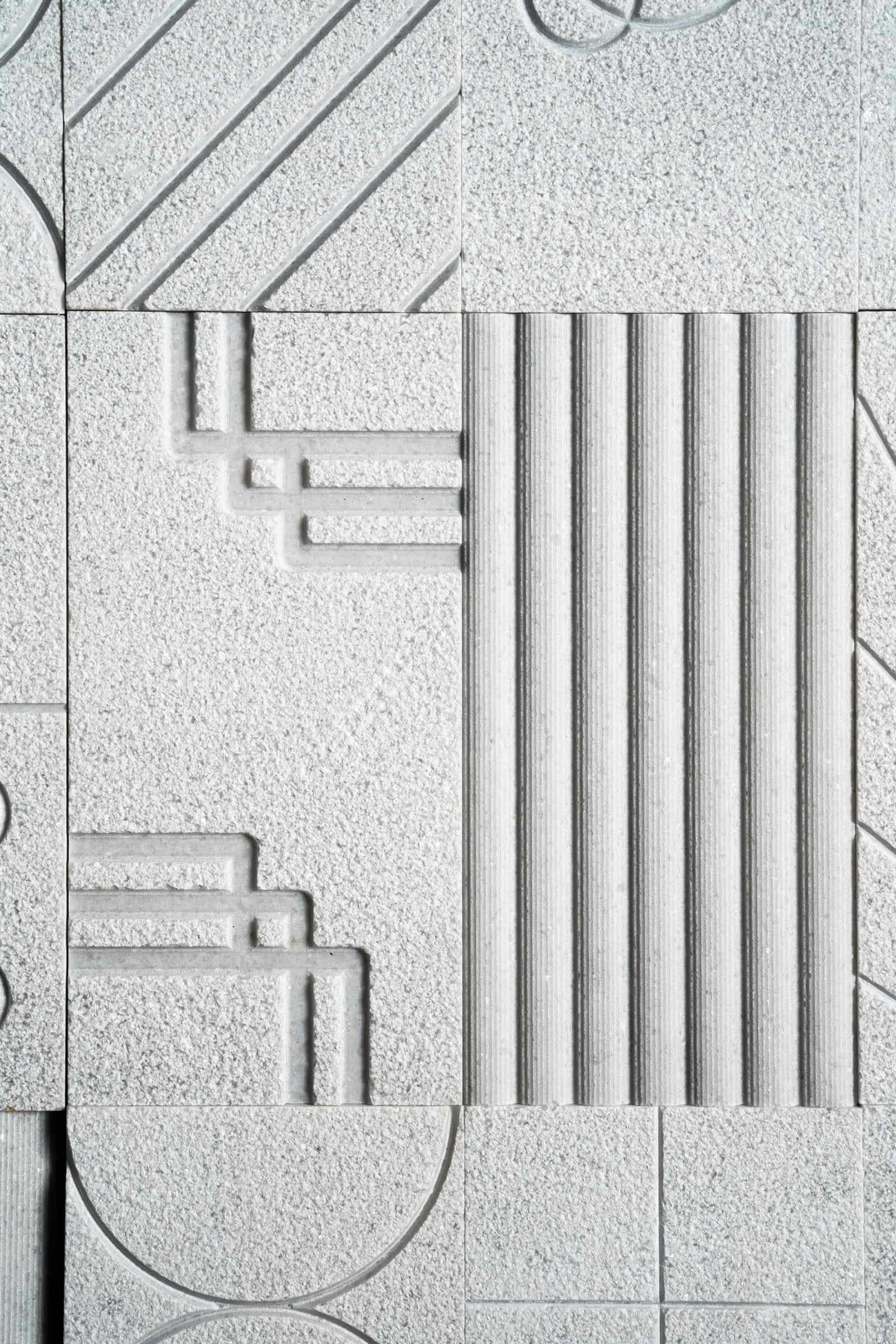 Mangle Kemalpaşa (White) – Emperor Marble designer tile