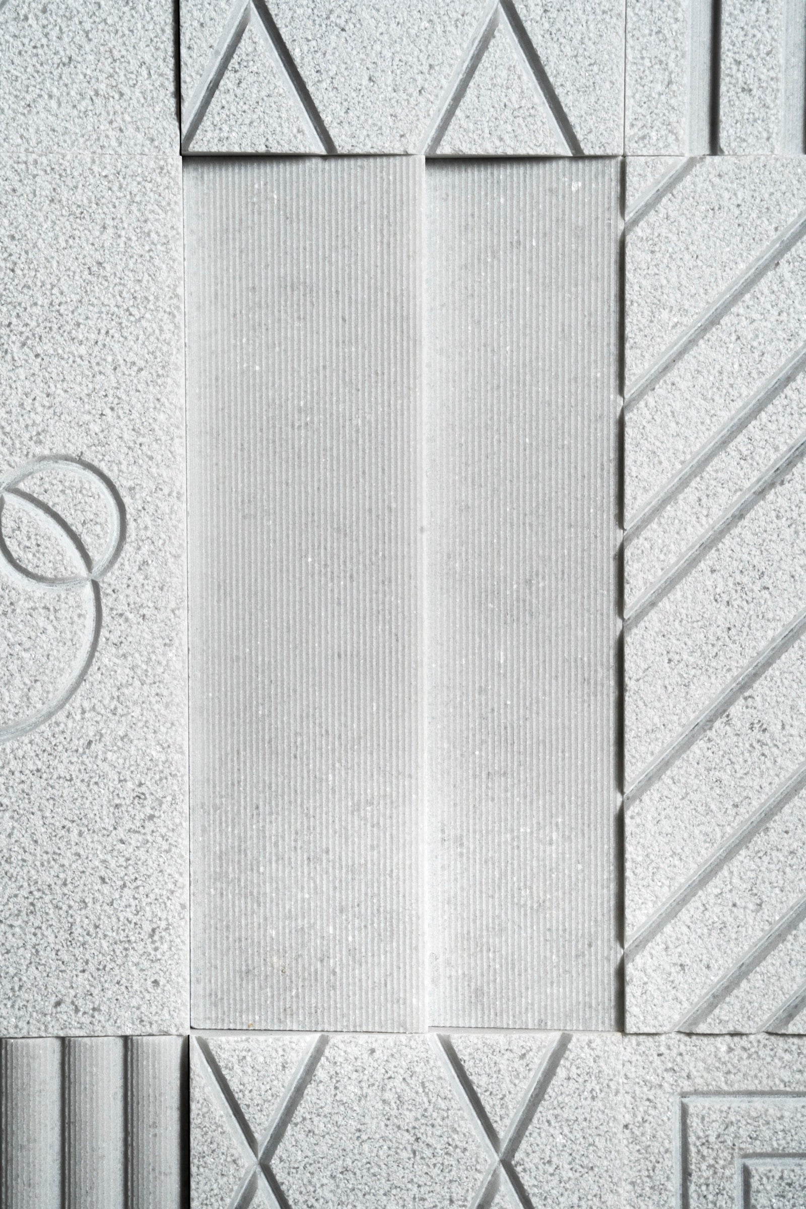Mangle Kemalpaşa (White) – Emperor Marble designer tile