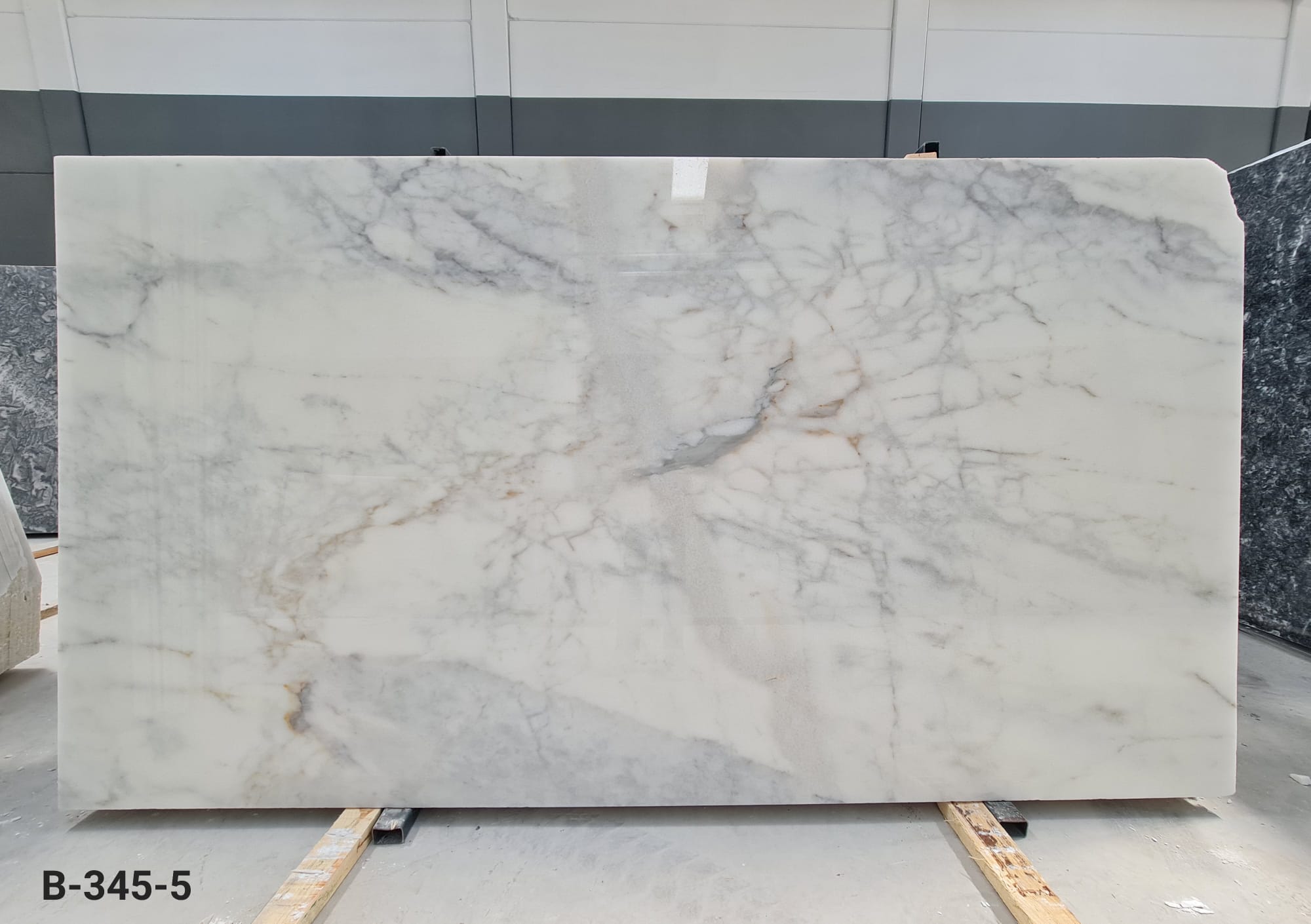 Mugla White Polished Marble Slabs - Emperor Marble