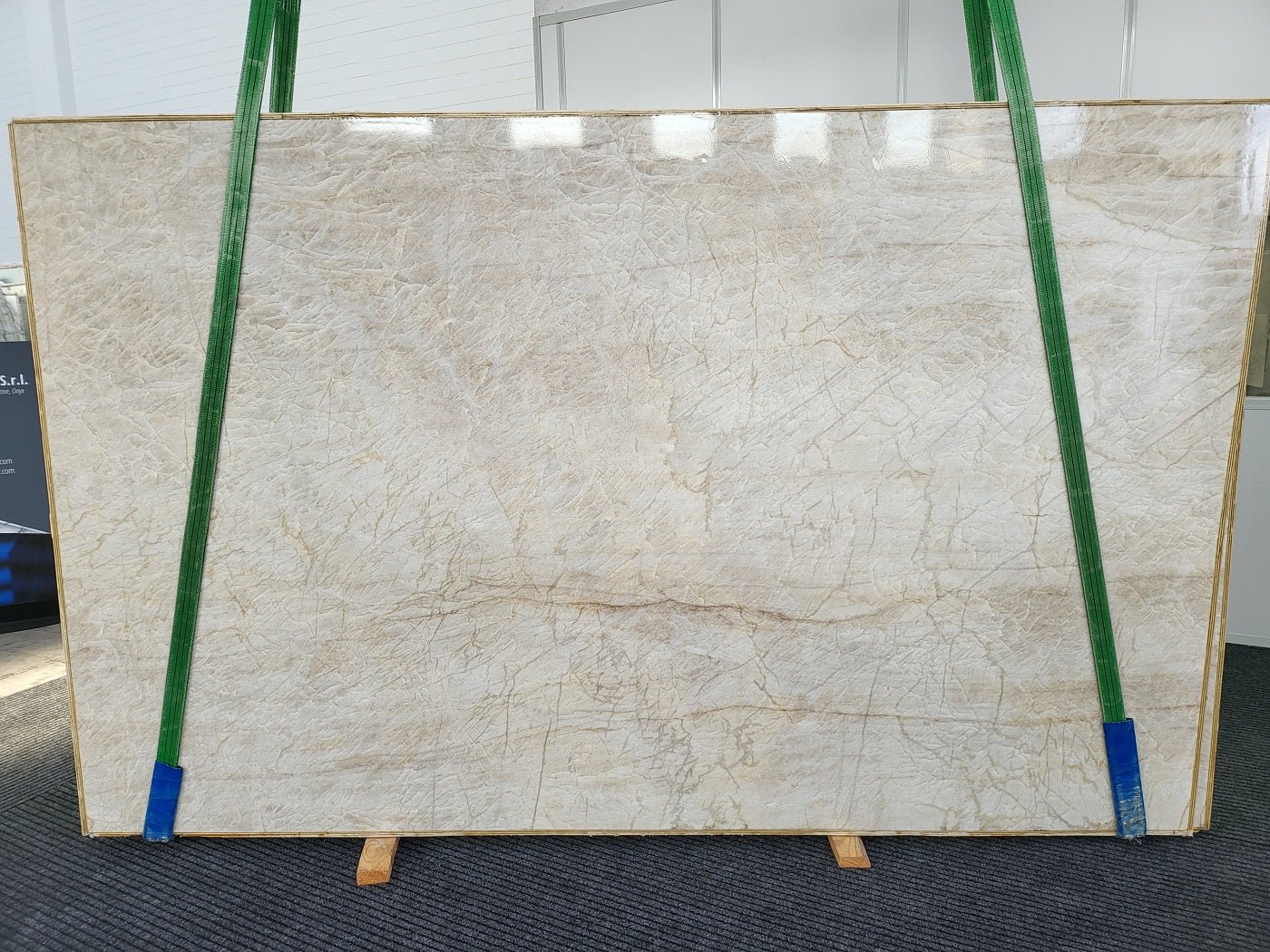 Naica Quartzite - Emperor Marble