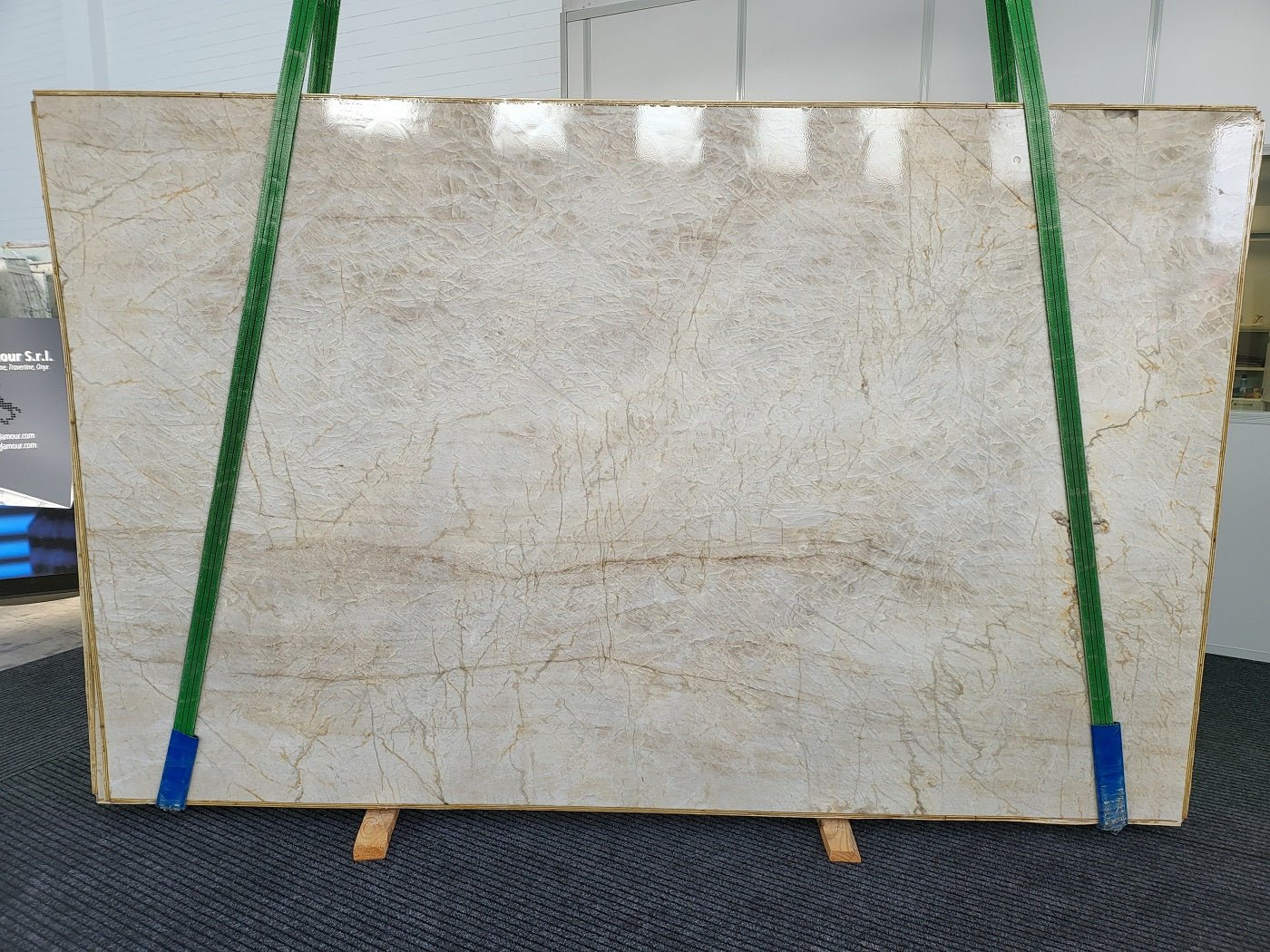 Naica Quartzite - Emperor Marble