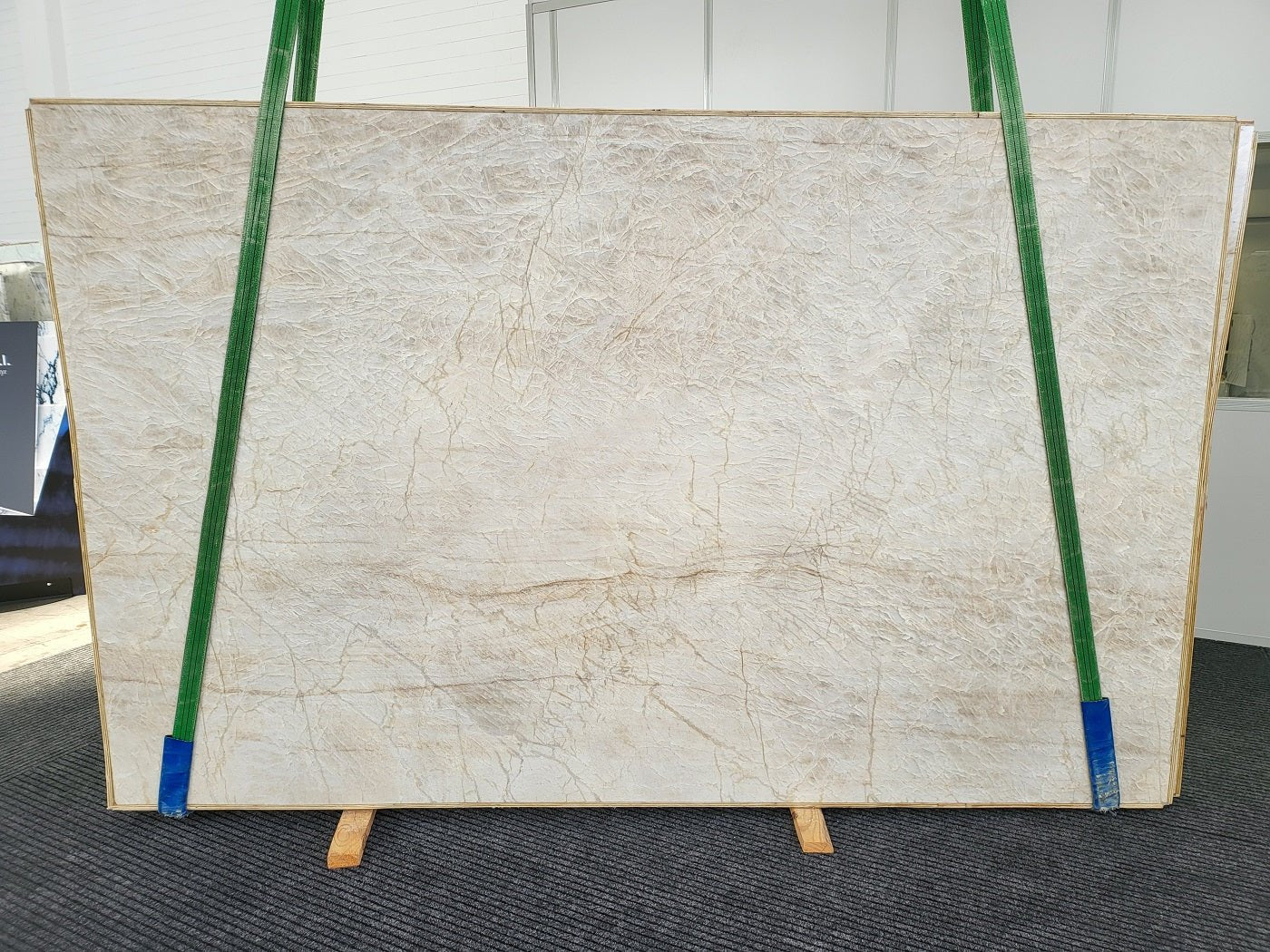 Naica Quartzite - Emperor Marble