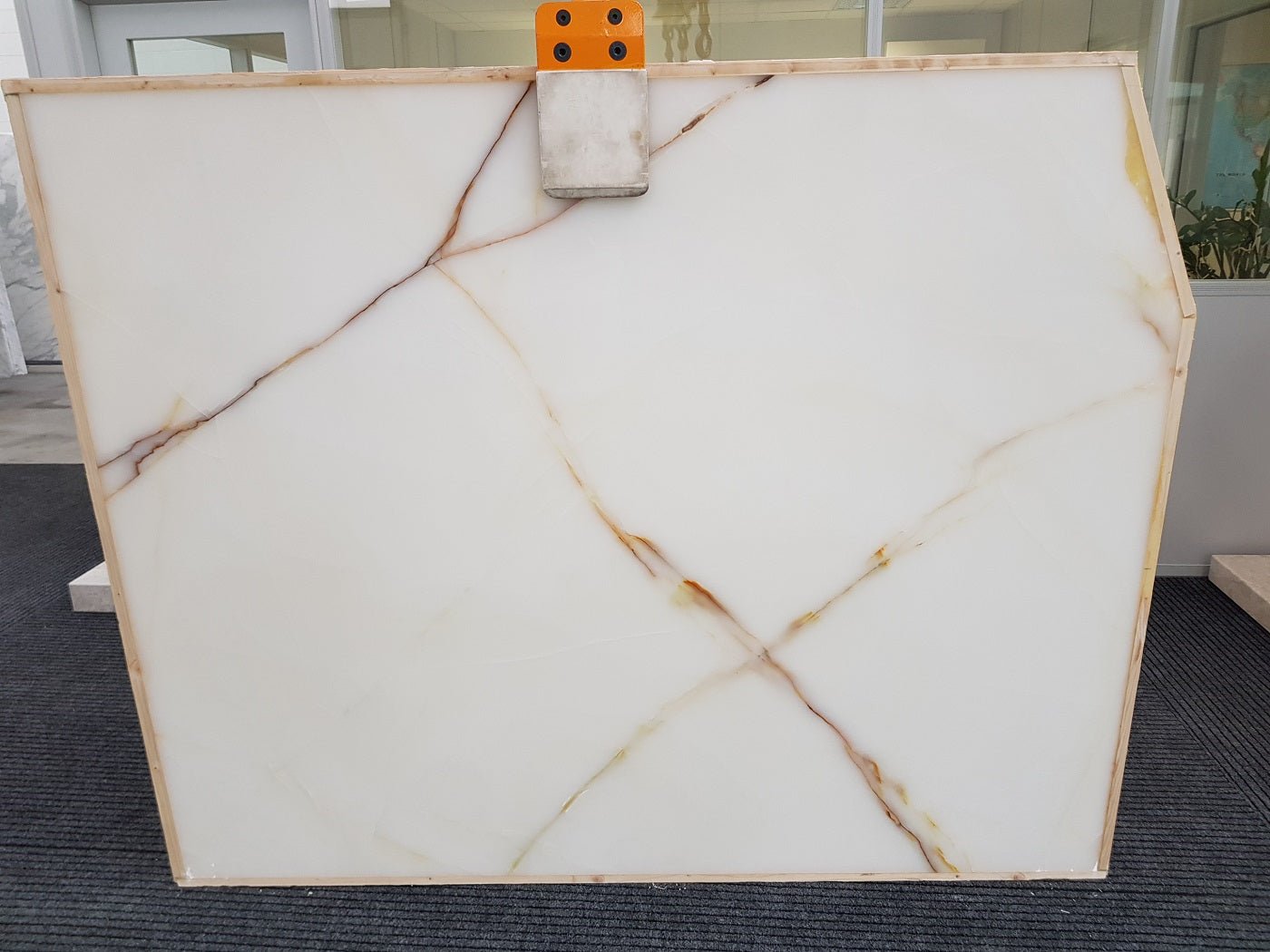 Onice Bianco Extra - Emperor Marble