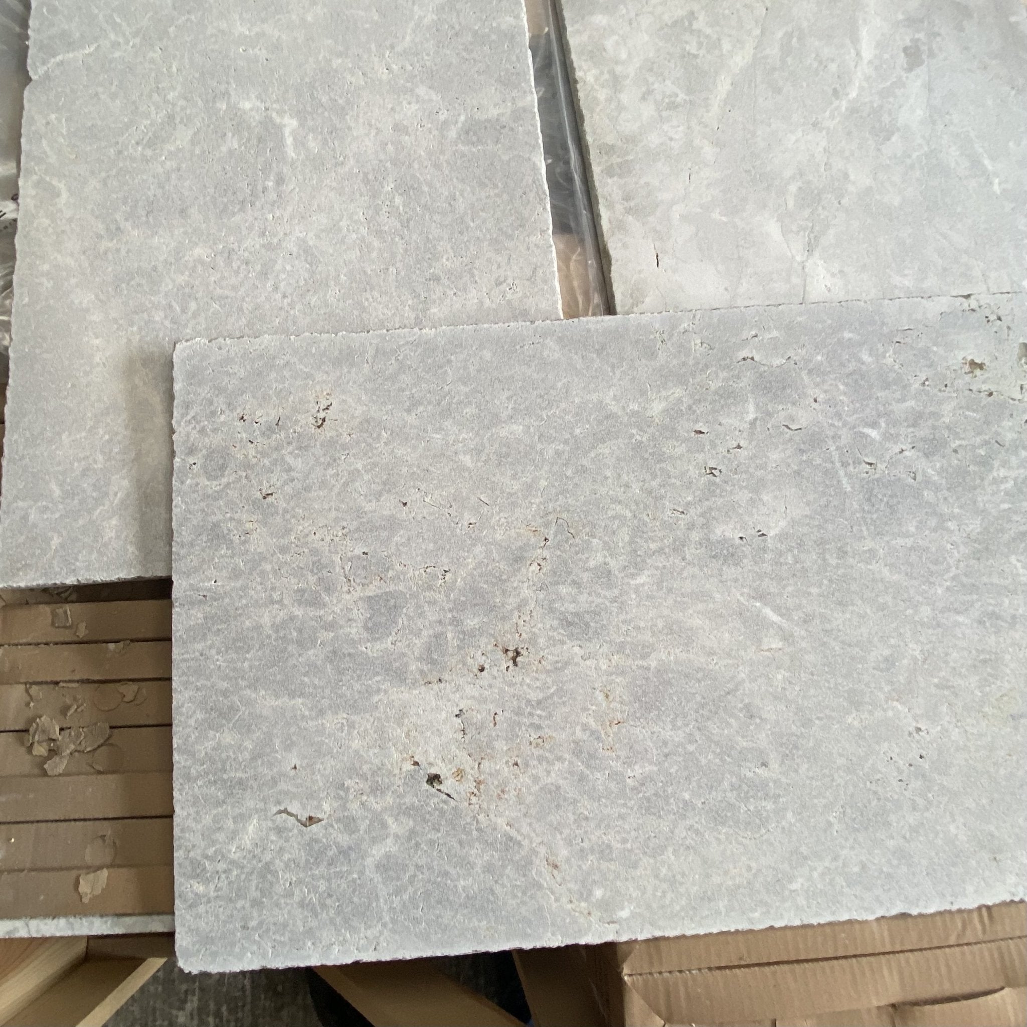 Tundra Tumbled Marble Floor Wall 406x610x12mm - Emperor Marble